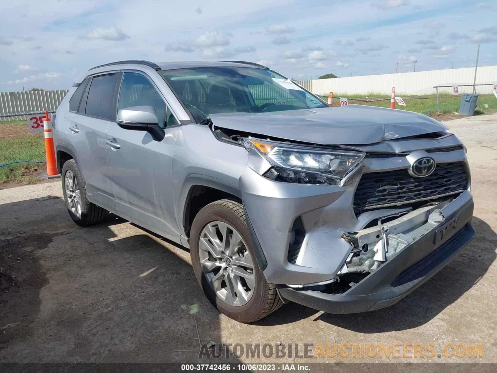 2T3C1RFV7MC141927 TOYOTA RAV4 2021