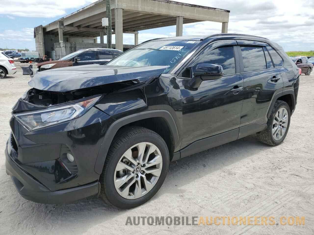 2T3C1RFV7MW120784 TOYOTA RAV4 2021