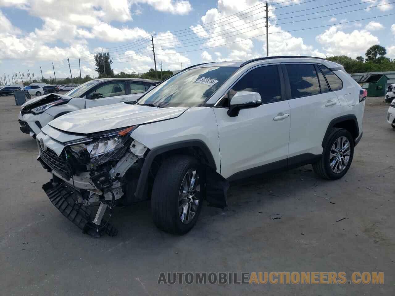 2T3C1RFV7MW123295 TOYOTA RAV4 2021