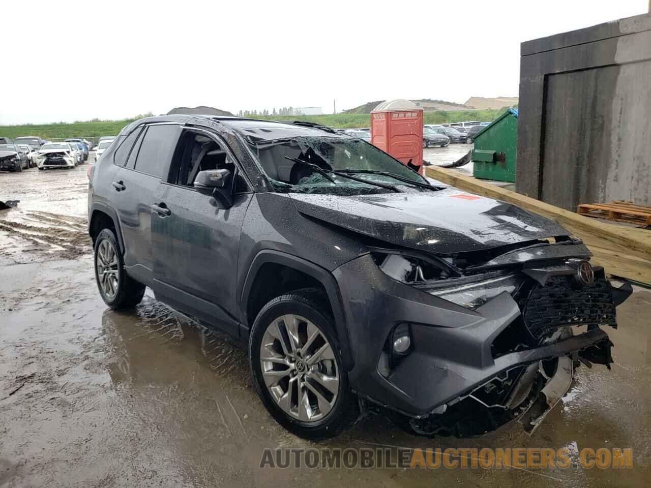 2T3C1RFV7MW173436 TOYOTA RAV4 2021