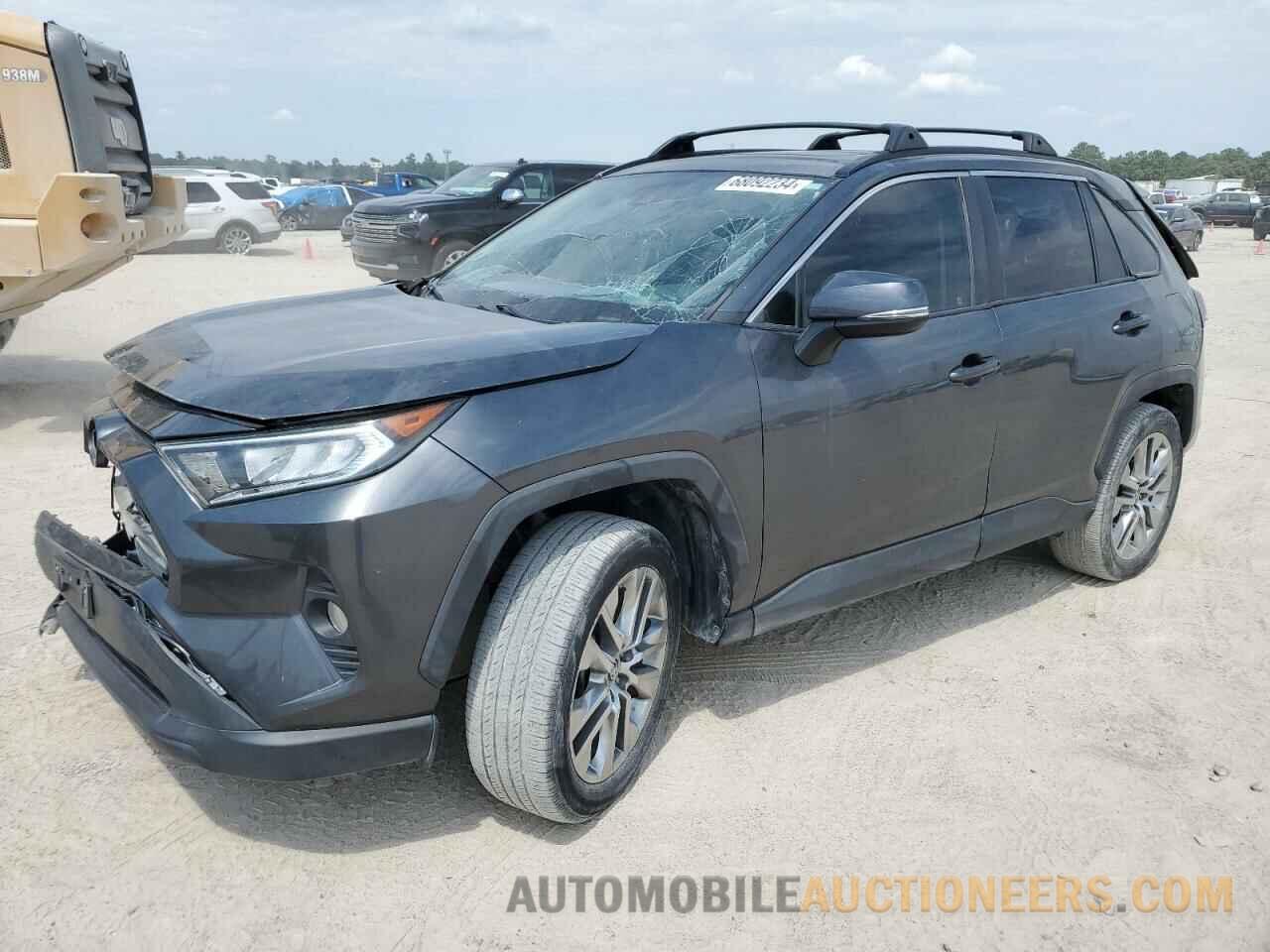 2T3C1RFV8KC031580 TOYOTA RAV4 2019