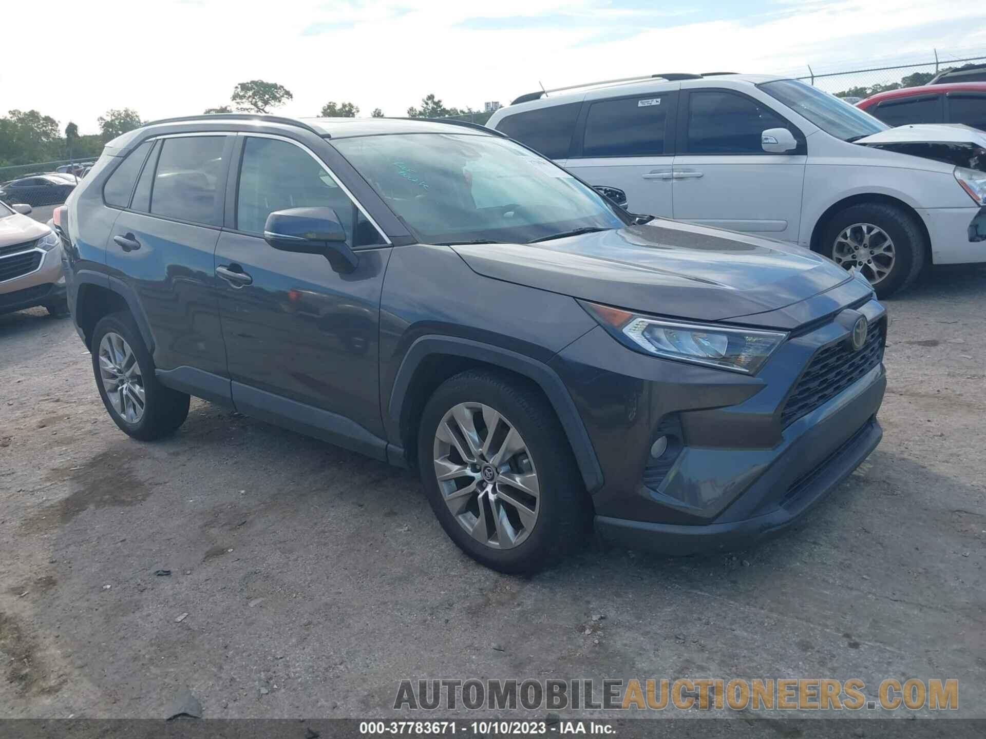 2T3C1RFV8KW028032 TOYOTA RAV4 2019