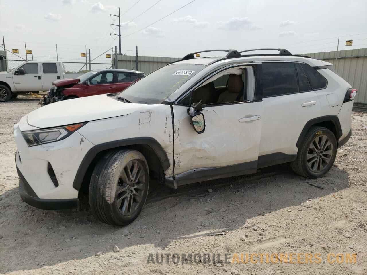 2T3C1RFV8KW039547 TOYOTA RAV4 2019