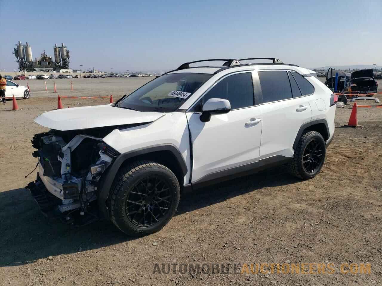 2T3C1RFV8LW099054 TOYOTA RAV4 2020