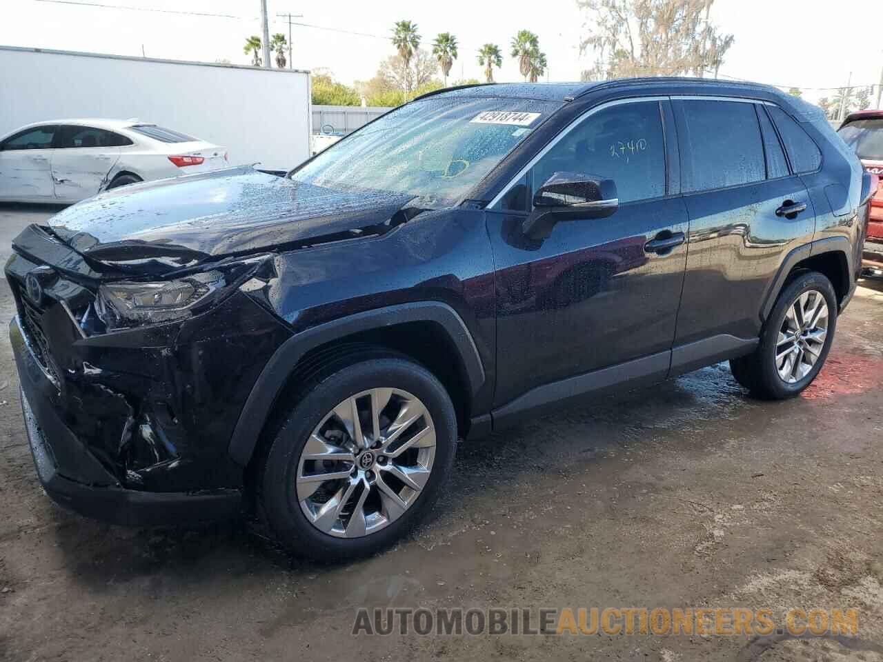 2T3C1RFV8MC171521 TOYOTA RAV4 2021