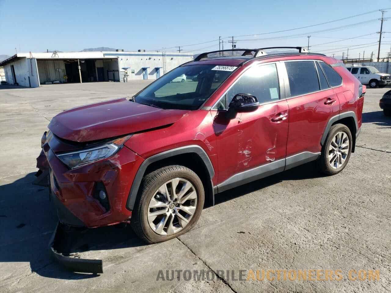 2T3C1RFV8MW156032 TOYOTA RAV4 2021