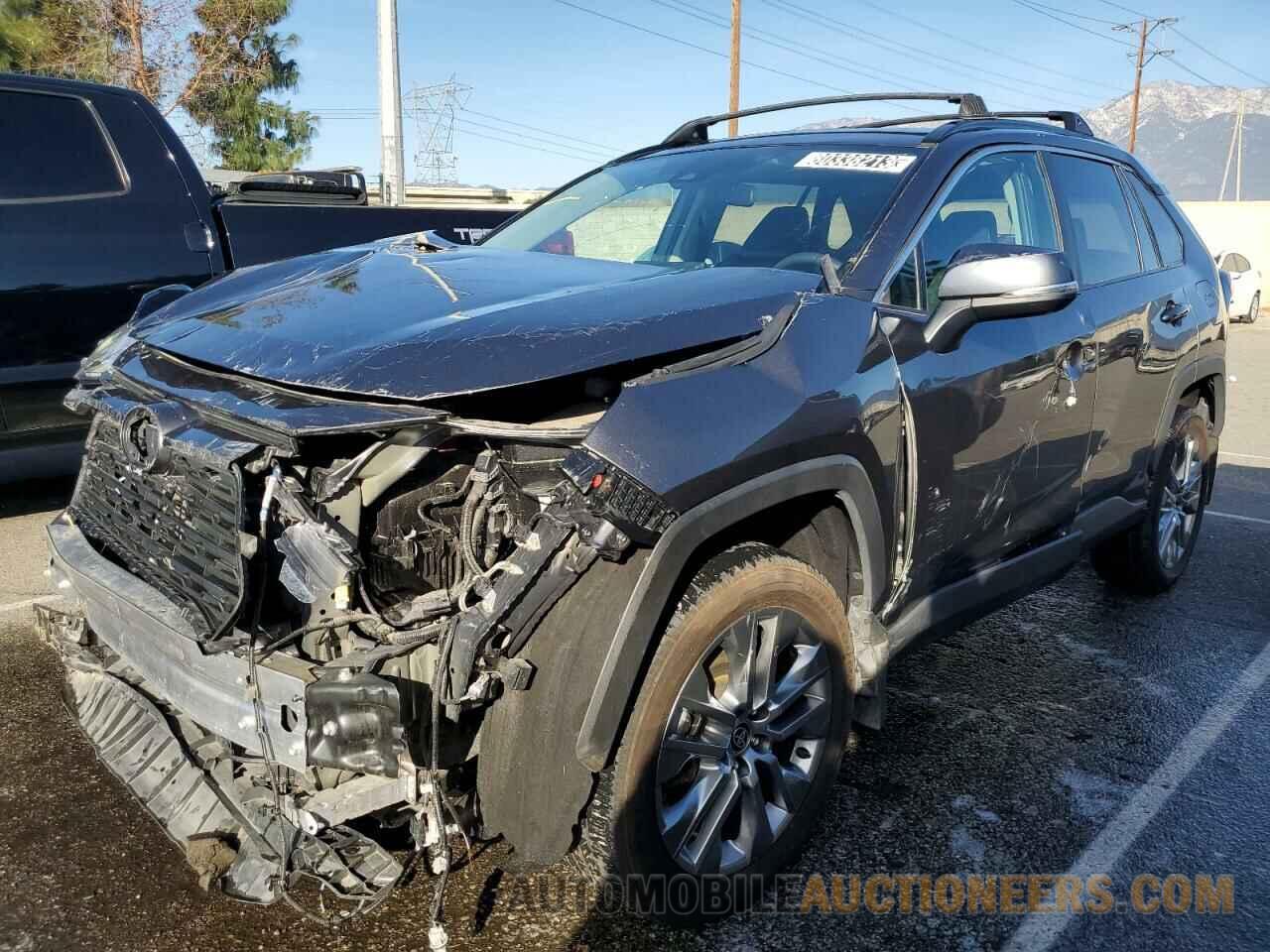 2T3C1RFV8NC211436 TOYOTA RAV4 2022