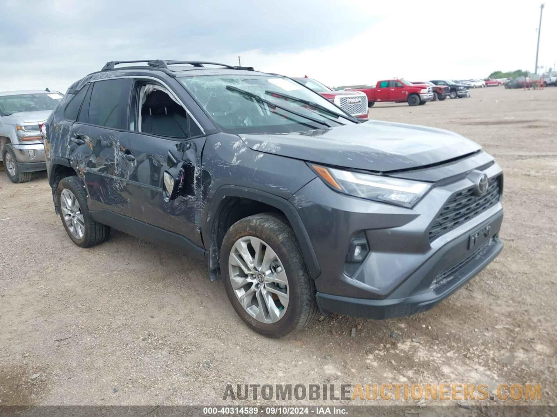 2T3C1RFV8RC282867 TOYOTA RAV4 2024