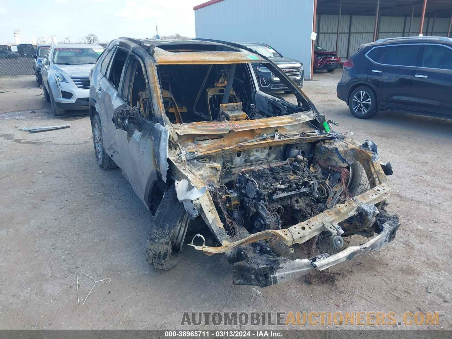 2T3C1RFV9KC018269 TOYOTA RAV4 2019