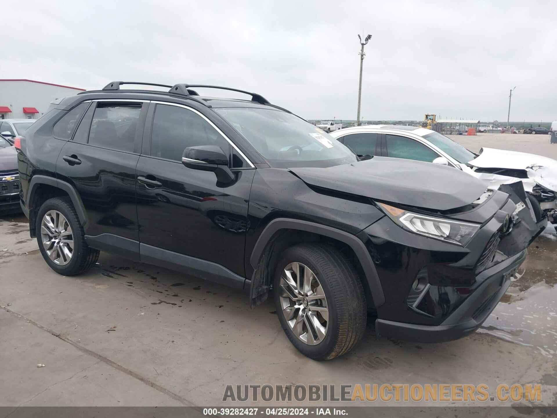 2T3C1RFV9KC019115 TOYOTA RAV4 2019