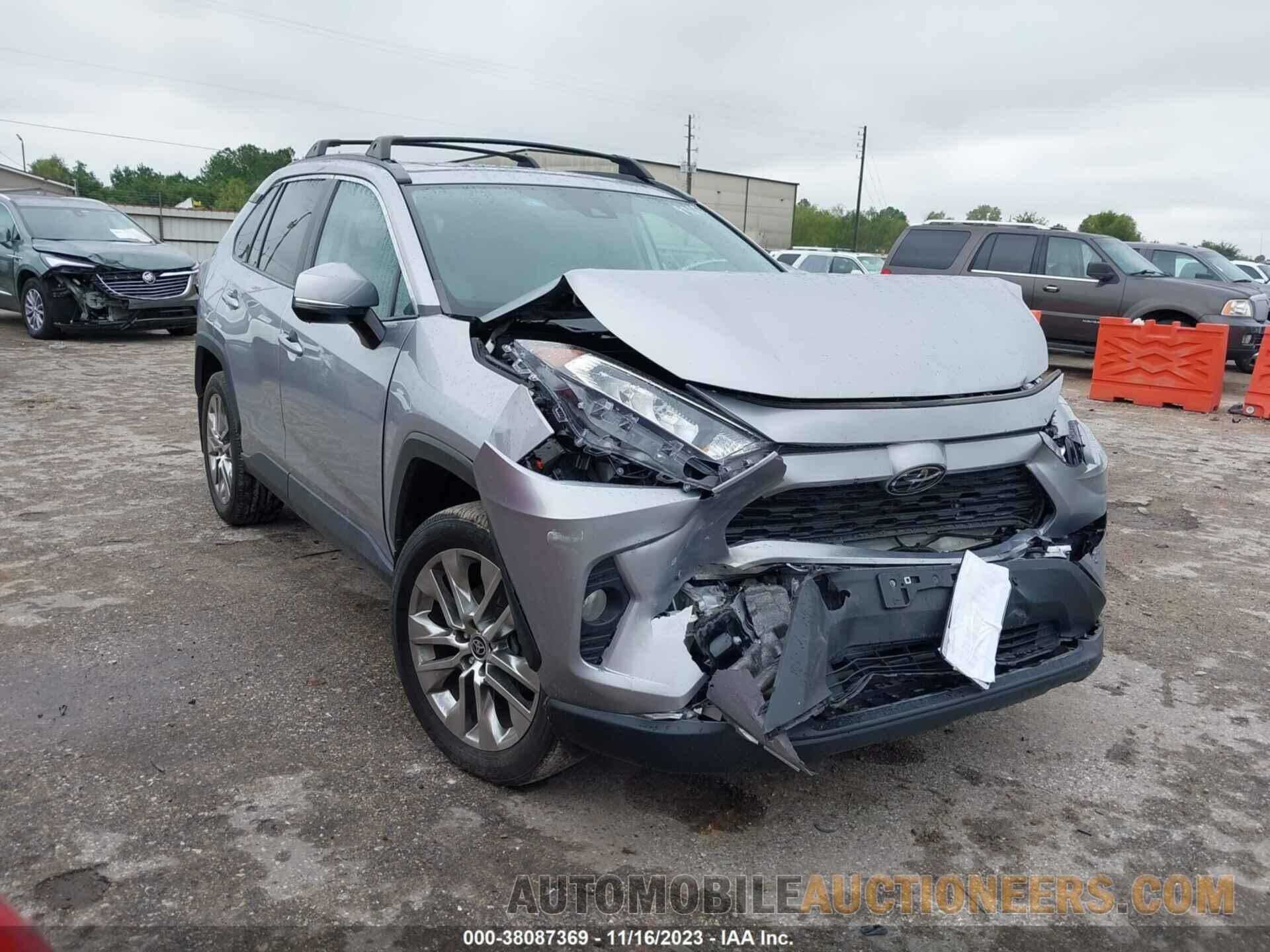 2T3C1RFV9MC149365 TOYOTA RAV4 2021