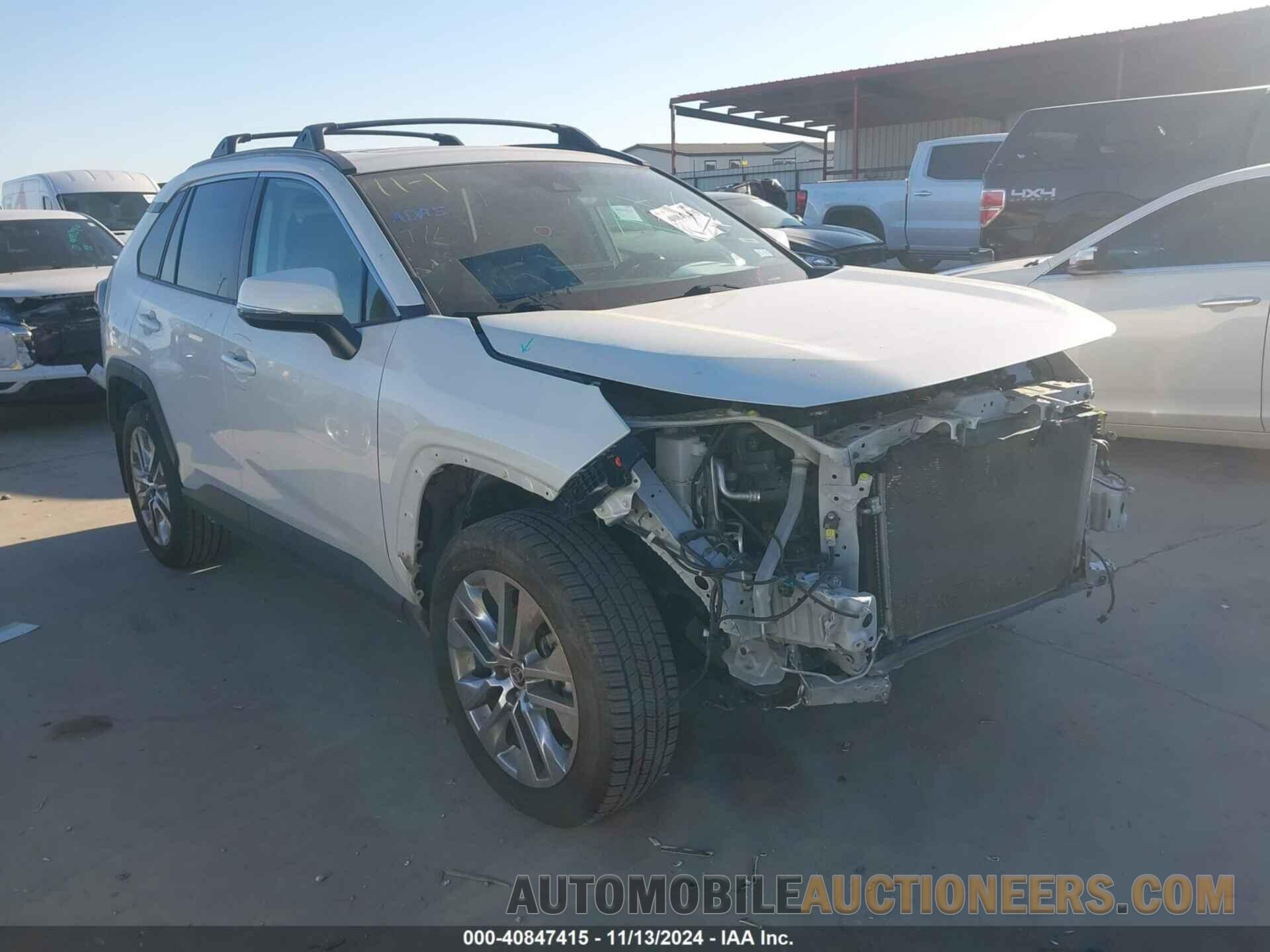 2T3C1RFV9MW142429 TOYOTA RAV4 2021