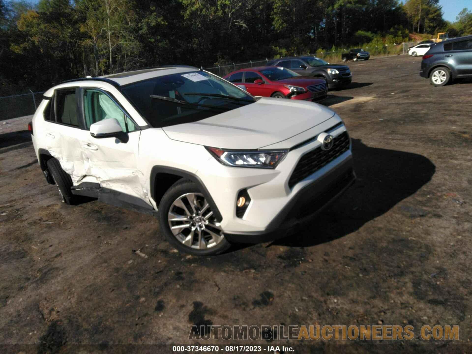 2T3C1RFV9MW160767 TOYOTA RAV4 2021