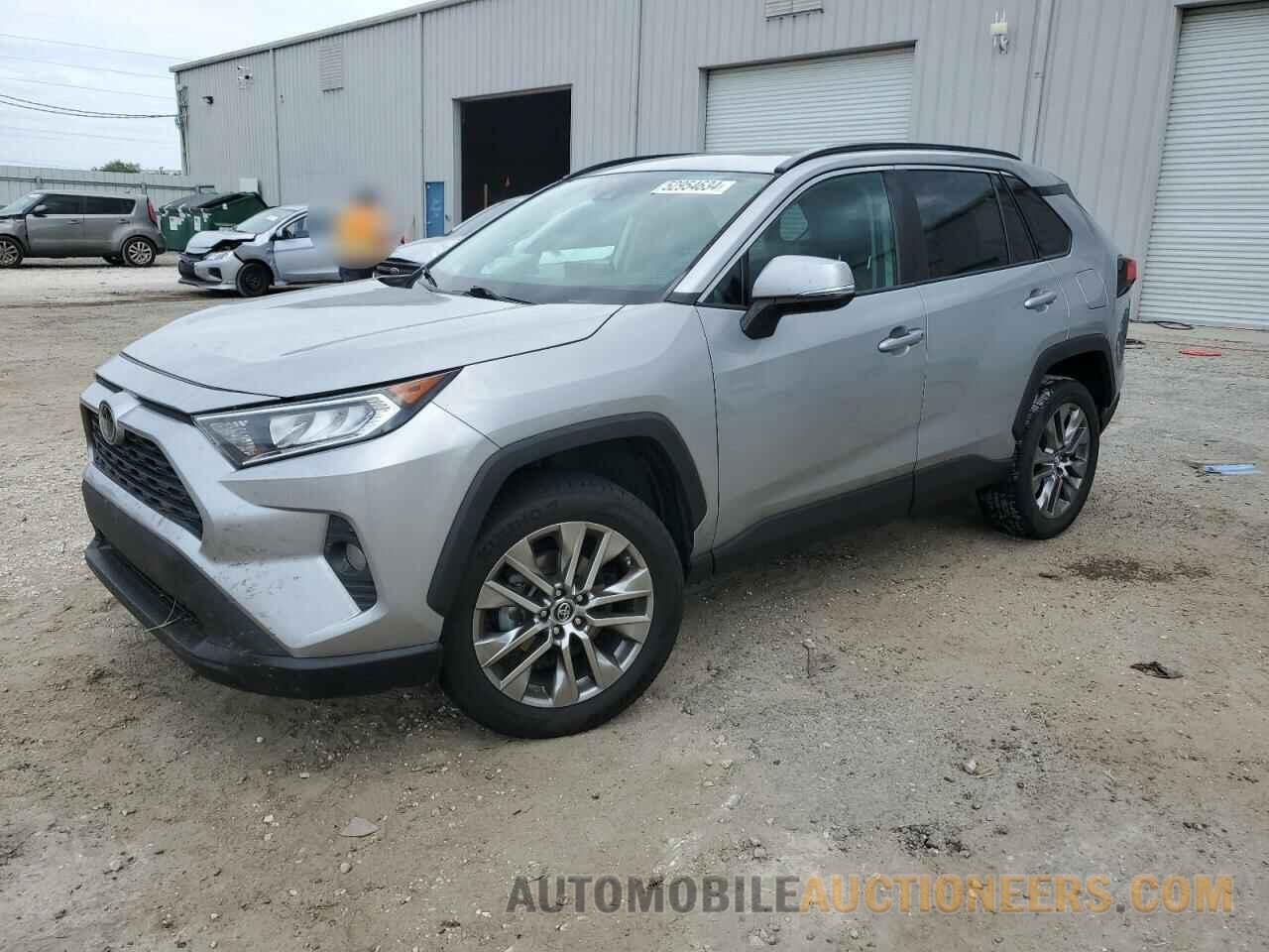 2T3C1RFVXKC012190 TOYOTA RAV4 2019