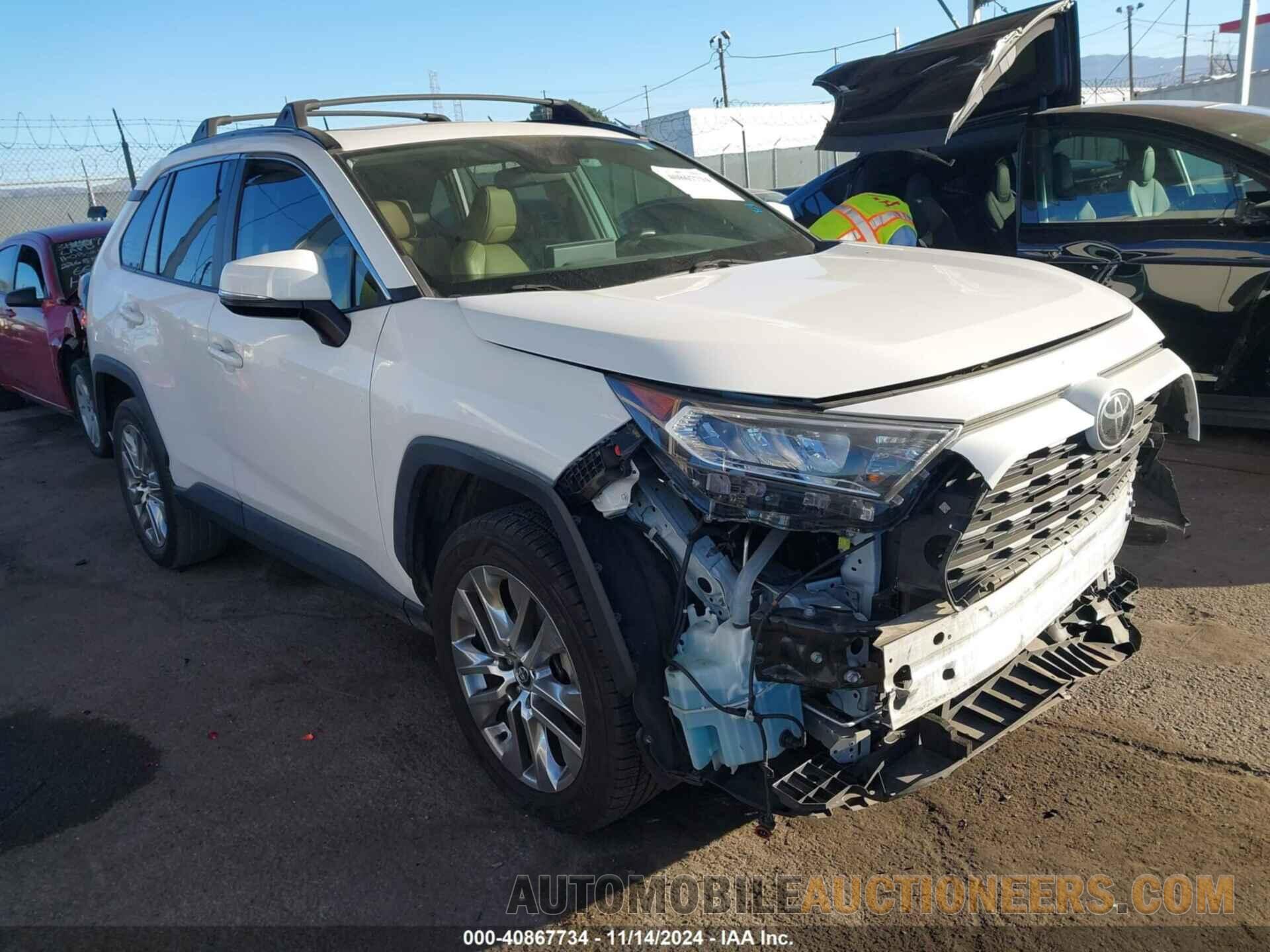 2T3C1RFVXLW076102 TOYOTA RAV4 2020