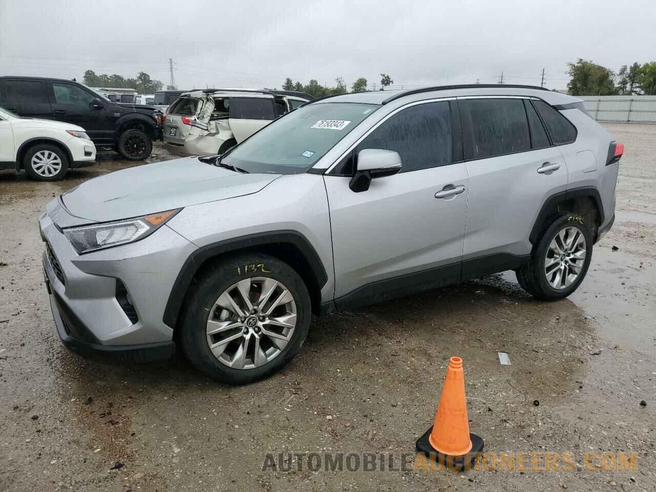 2T3C1RFVXMC087734 TOYOTA RAV4 2021