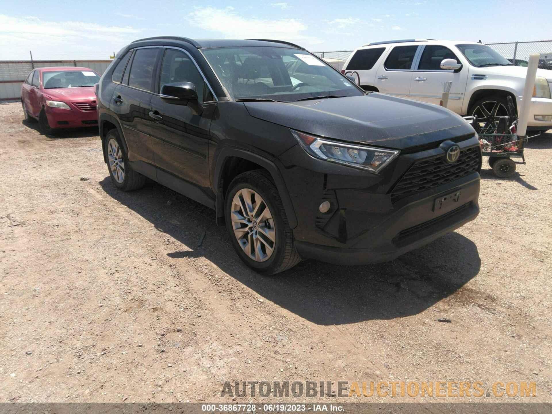 2T3C1RFVXMC092397 TOYOTA RAV4 2021