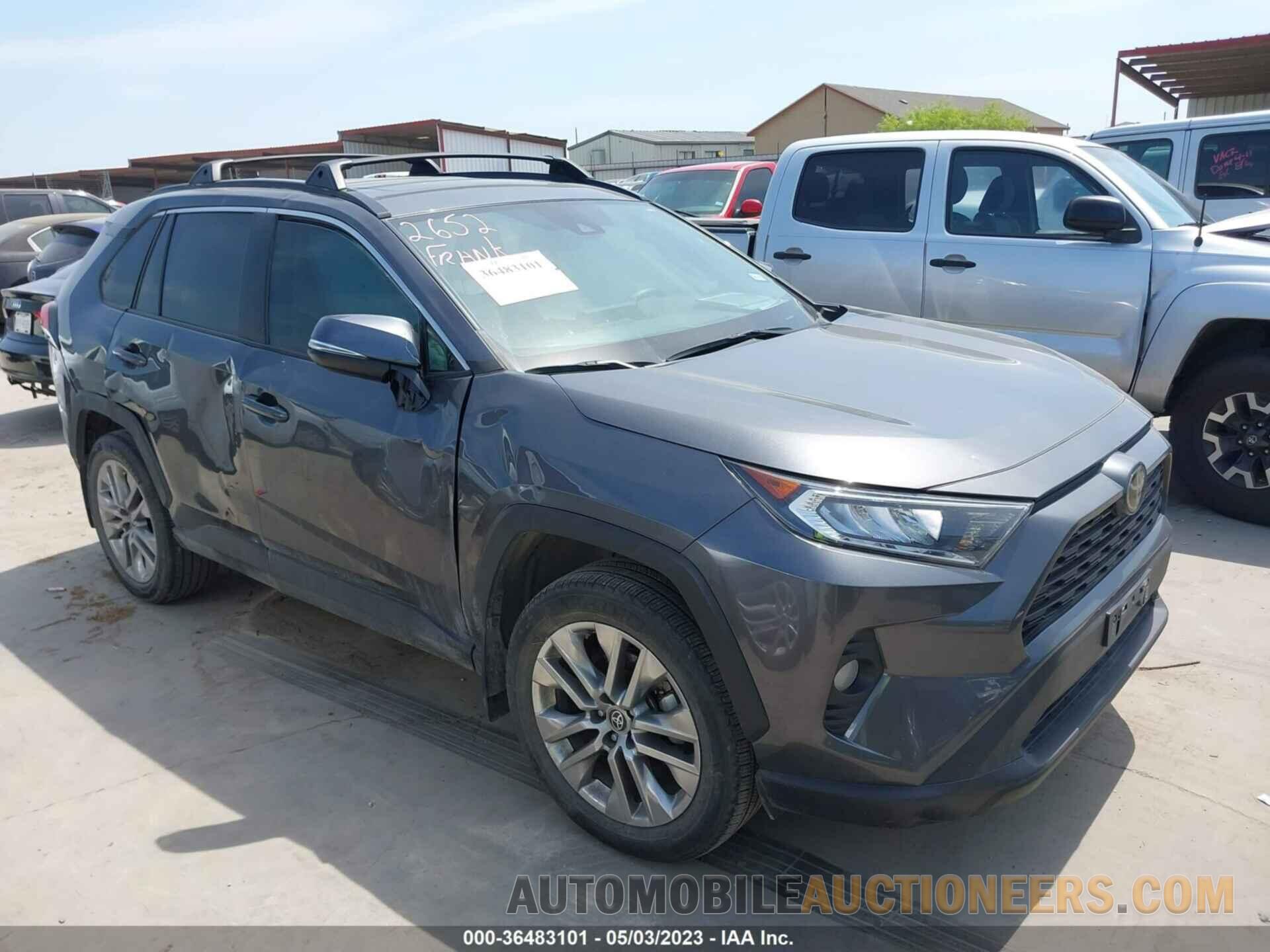 2T3C1RFVXMC142456 TOYOTA RAV4 2021