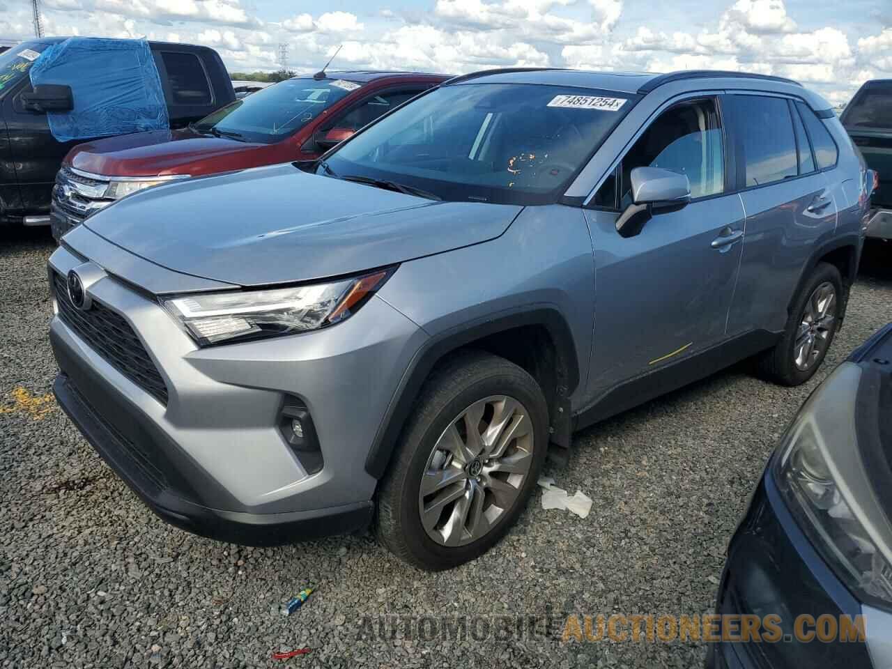 2T3C1RFVXRC271627 TOYOTA RAV4 2024