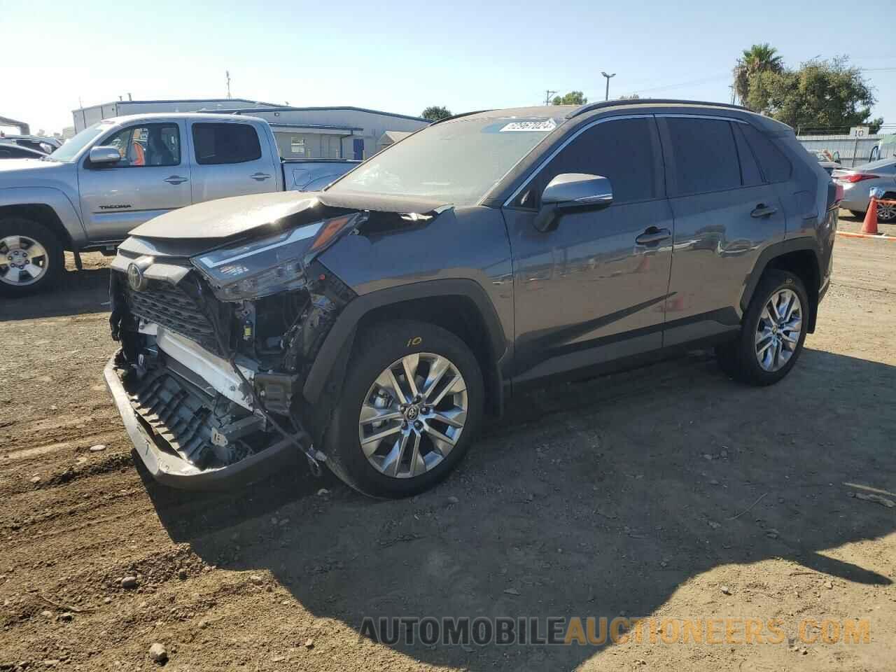 2T3C1RFVXRC276570 TOYOTA RAV4 2024