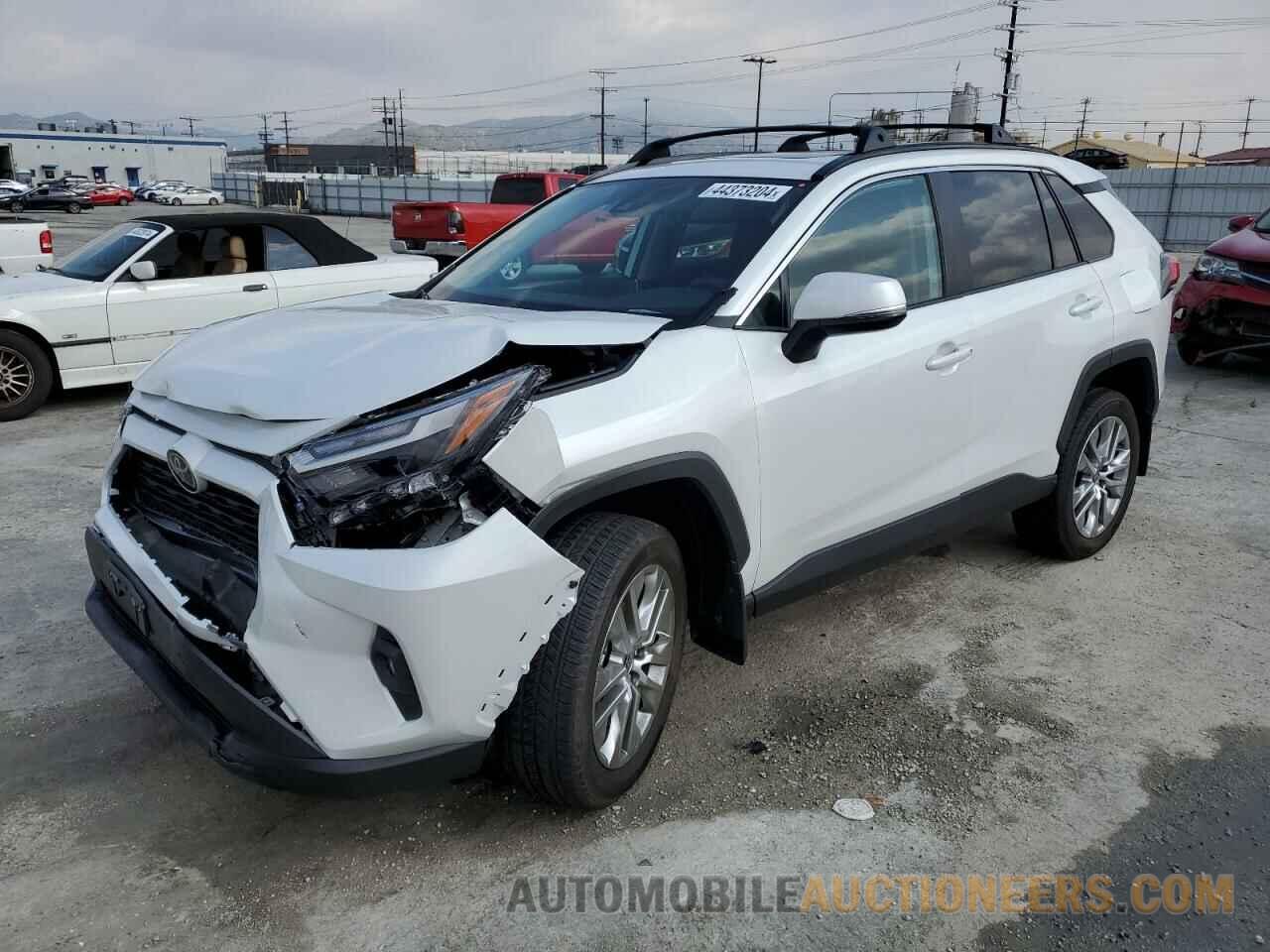 2T3C1RFVXRW308898 TOYOTA RAV4 2024