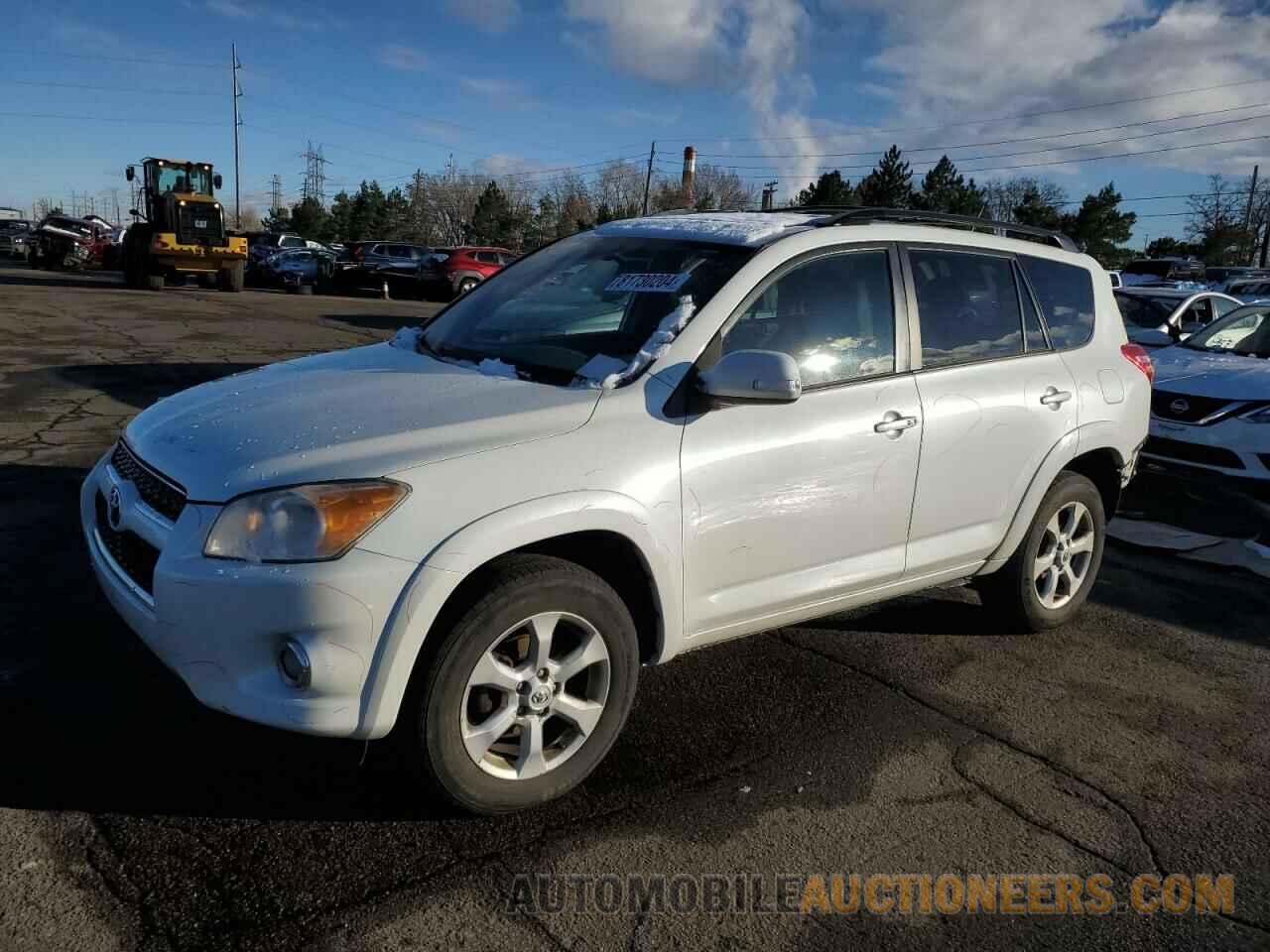 2T3DF4DV3BW156576 TOYOTA RAV4 2011