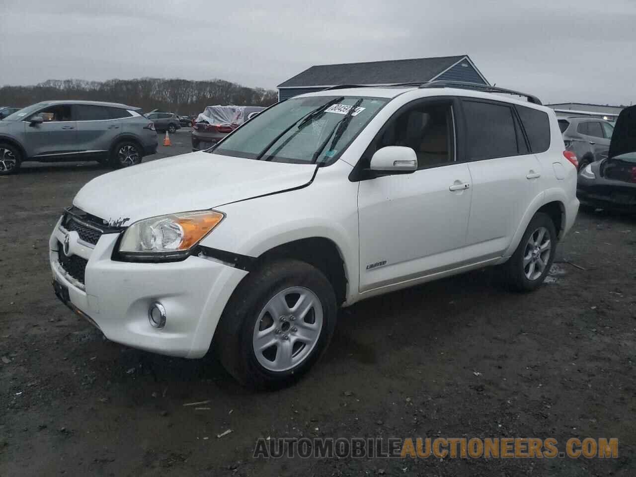 2T3DF4DV5BW140363 TOYOTA RAV4 2011