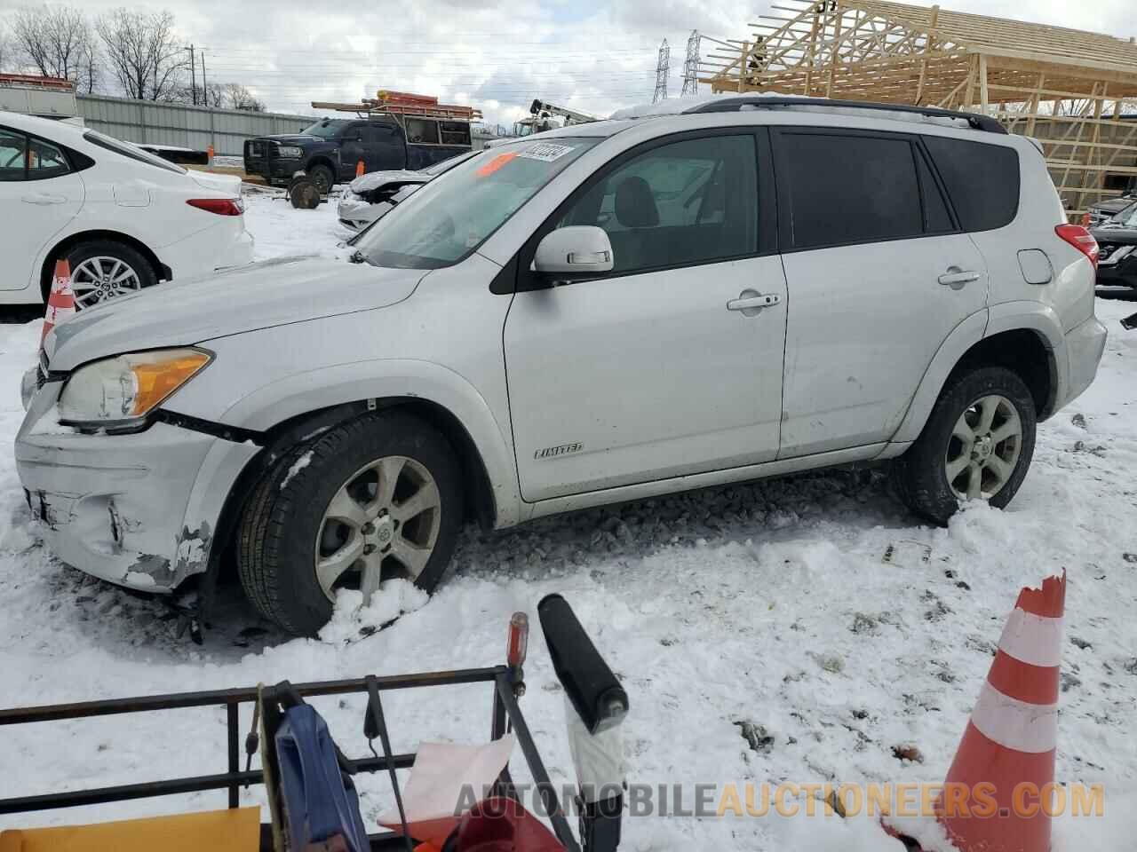 2T3DF4DVXBW114714 TOYOTA RAV4 2011