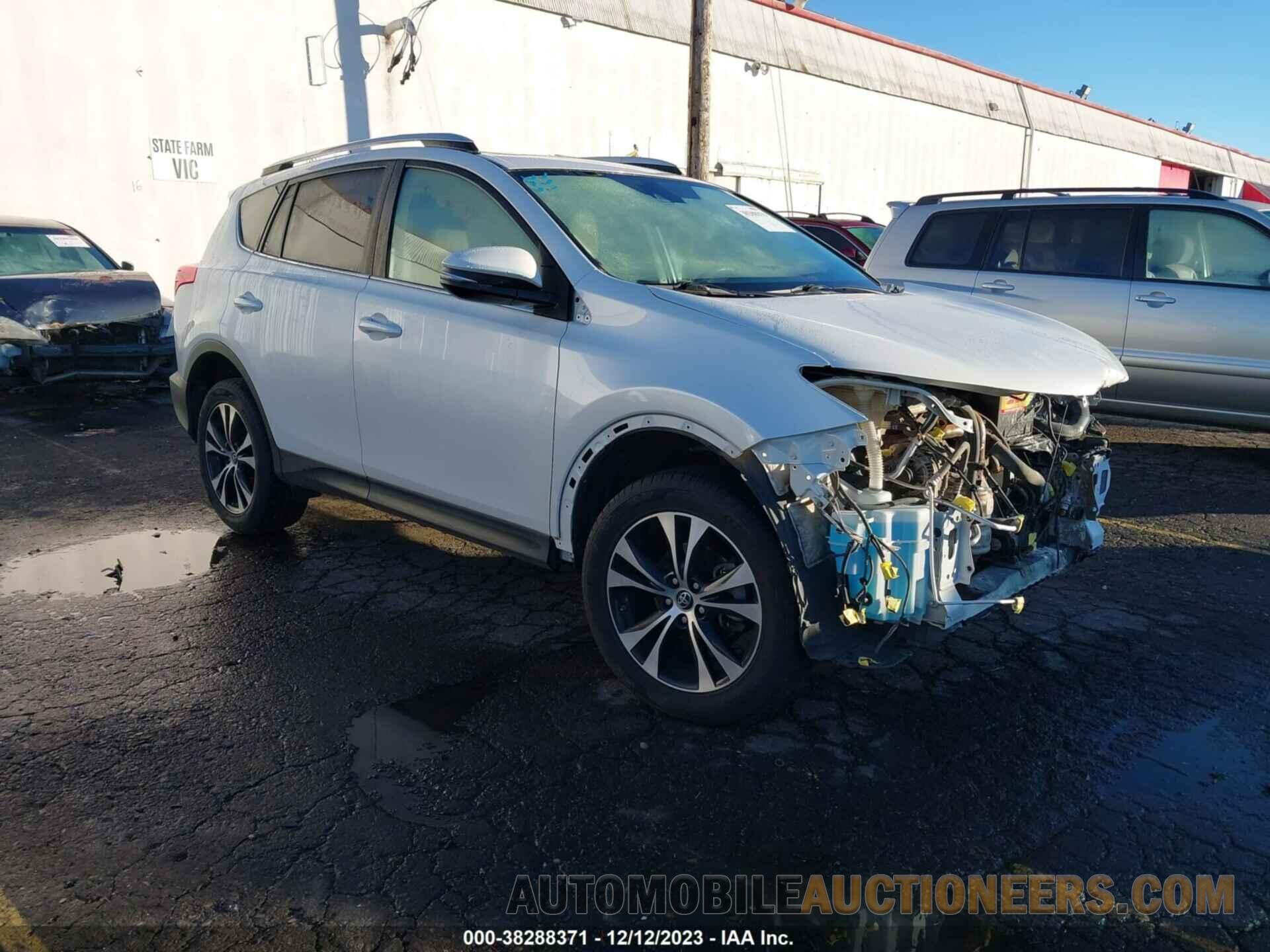 2T3DFREV2FW285135 TOYOTA RAV4 2015