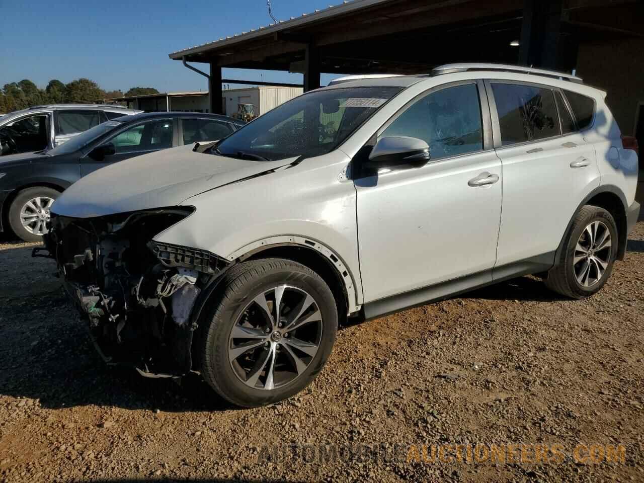 2T3DFREV3FW282146 TOYOTA RAV4 2015