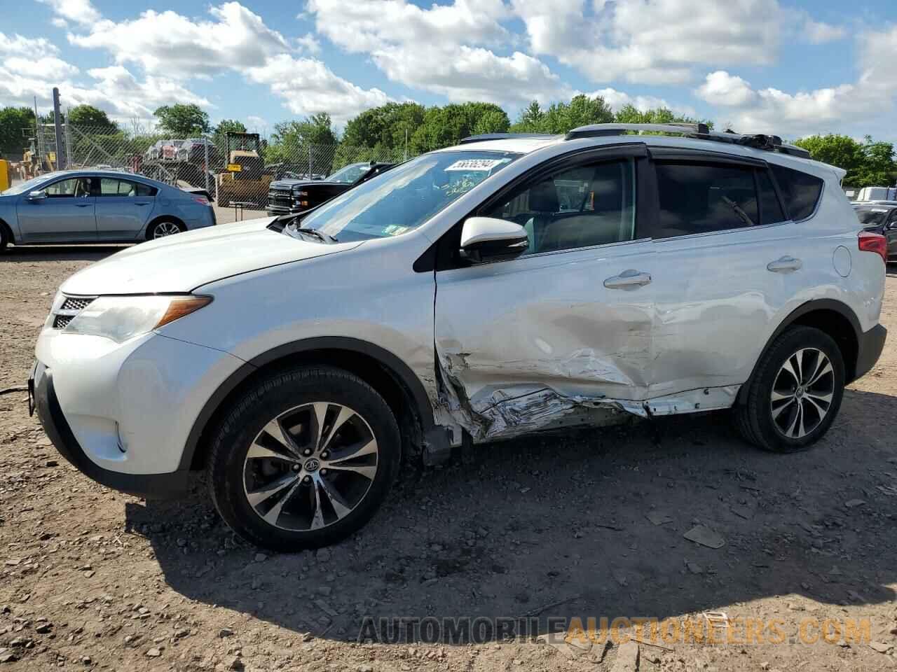 2T3DFREV5FW272637 TOYOTA RAV4 2015