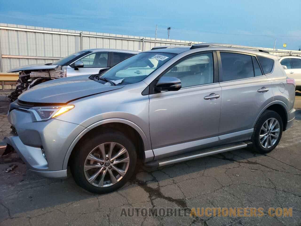 2T3DFREV6JW807953 TOYOTA RAV4 2018