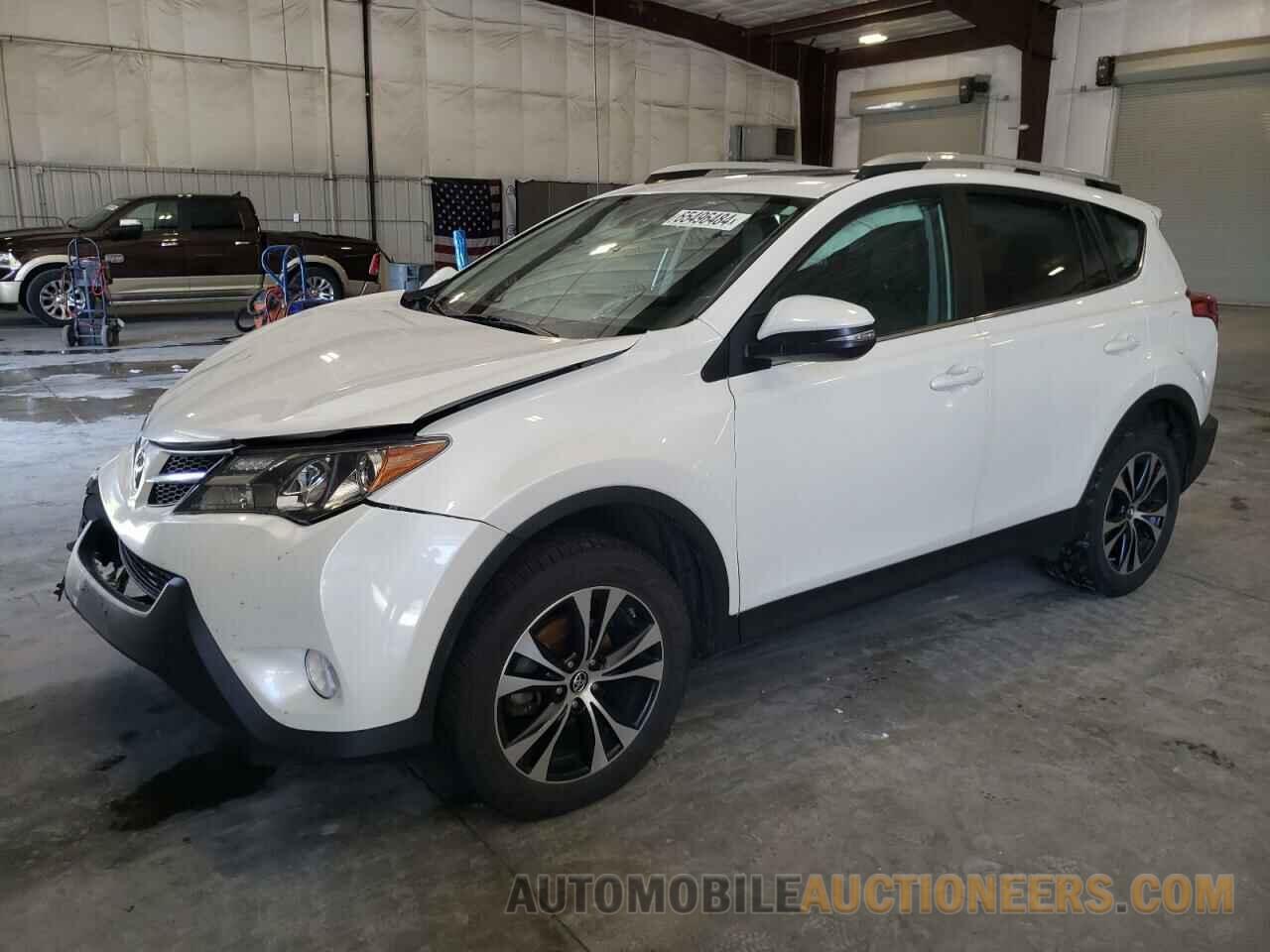 2T3DFREV8FW233024 TOYOTA RAV4 2015