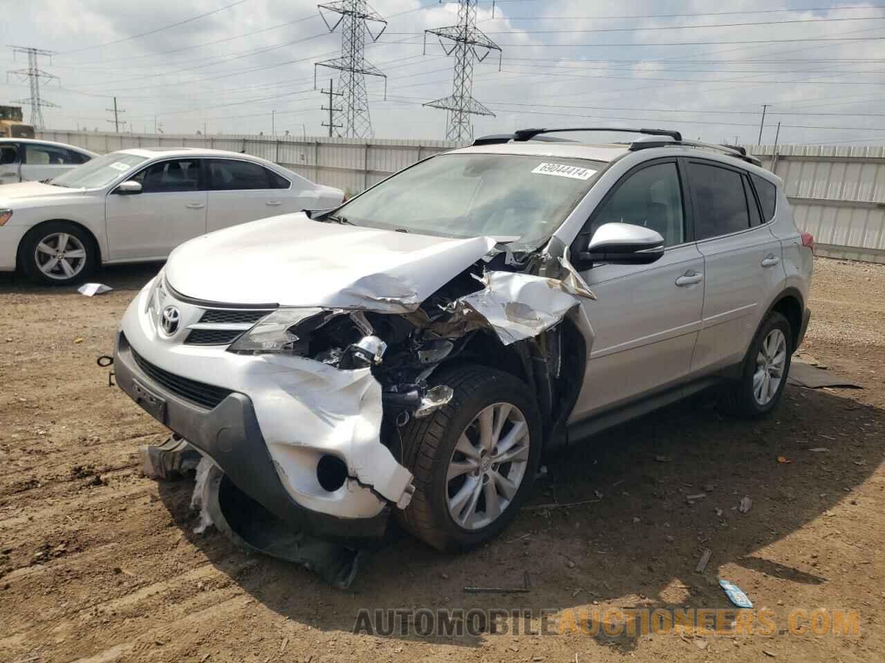 2T3DFREVXFW258152 TOYOTA RAV4 2015