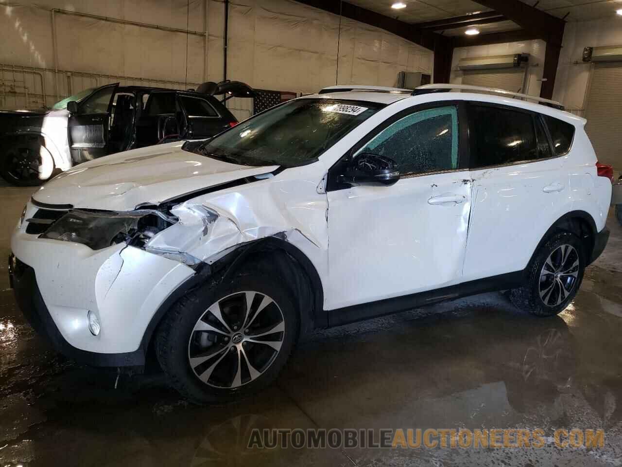 2T3DFREVXFW333223 TOYOTA RAV4 2015