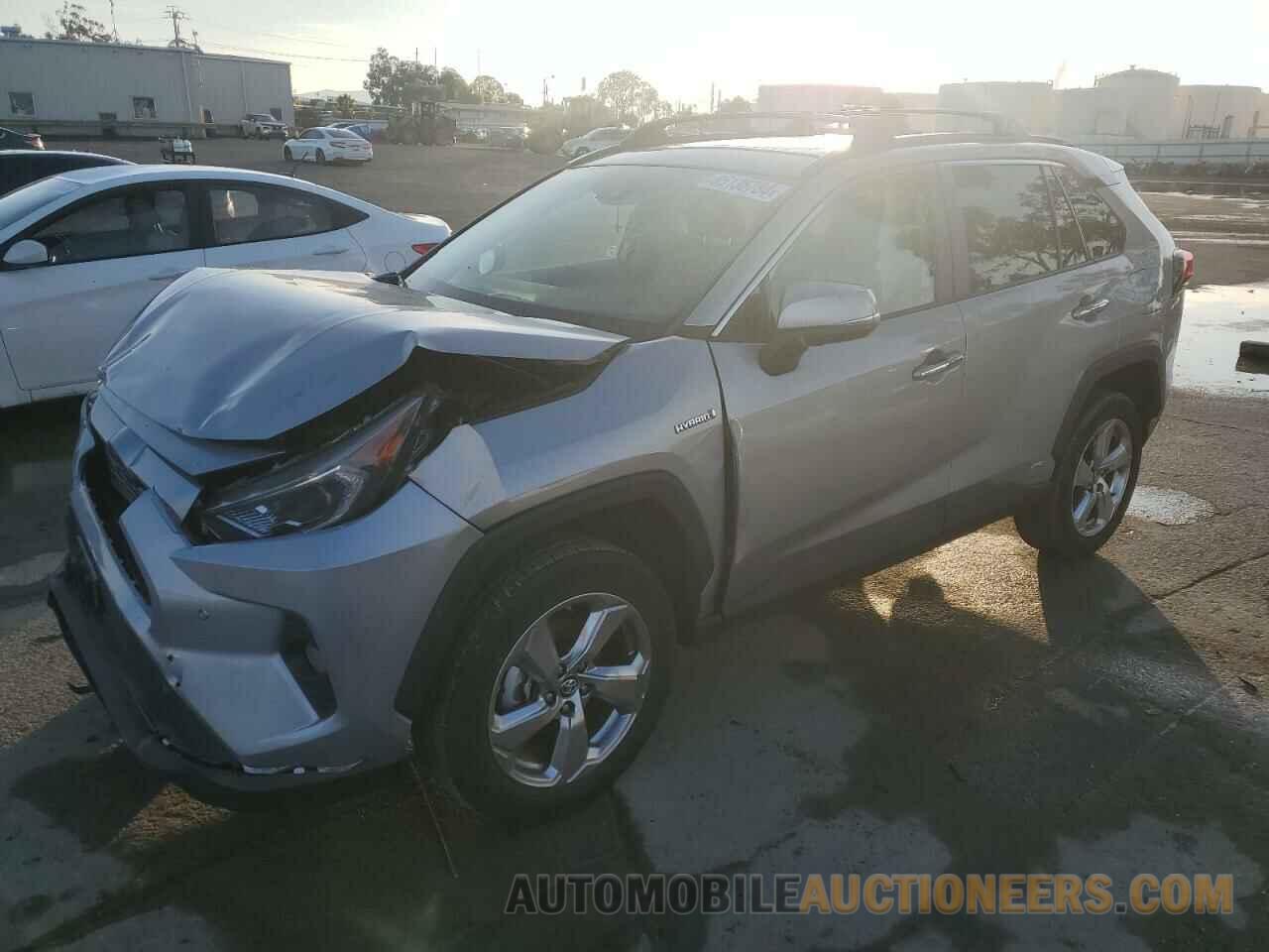 2T3DWRFV0KW037572 TOYOTA RAV4 2019