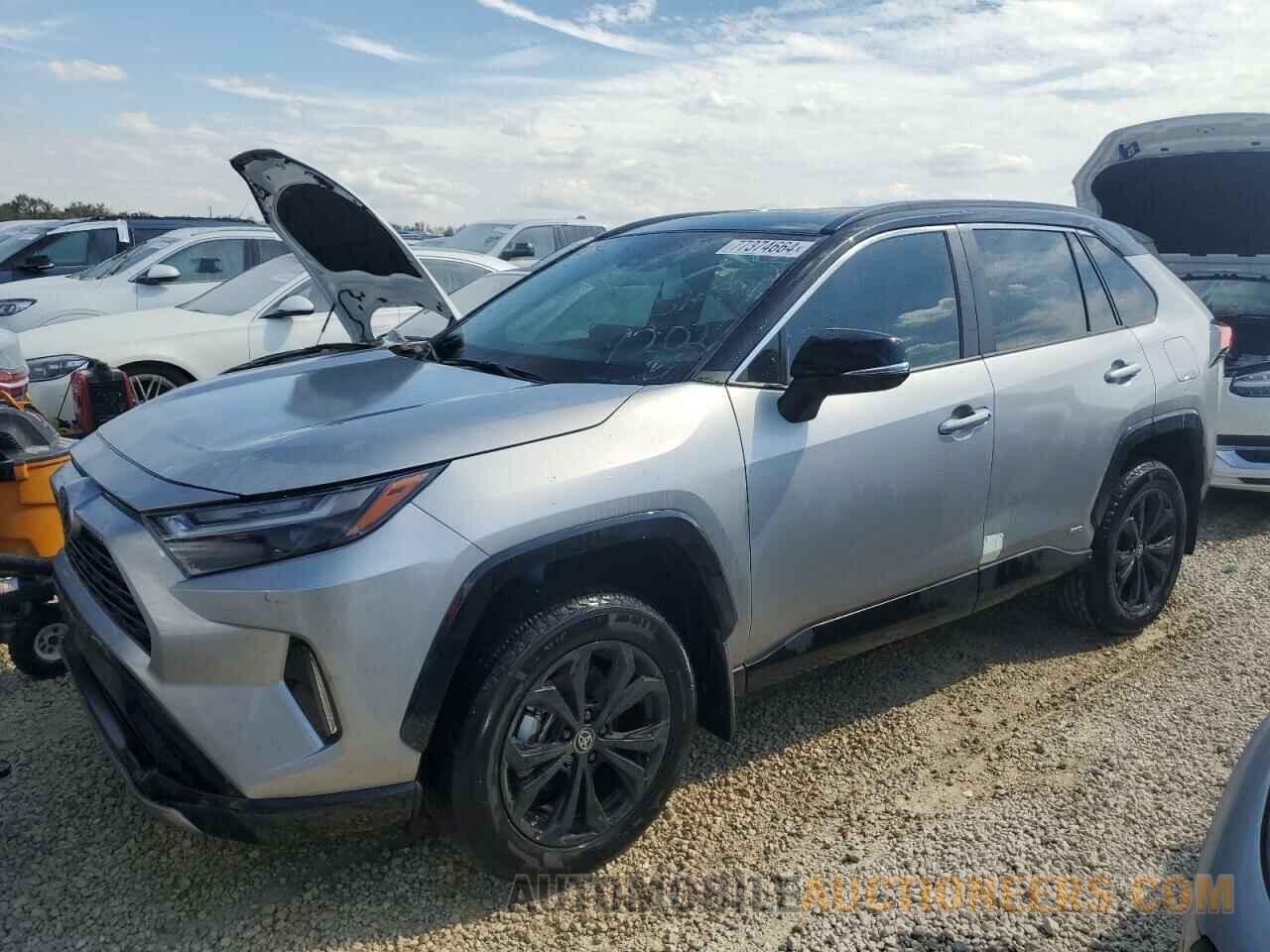 2T3E6RFV0RW063071 TOYOTA RAV4 2024