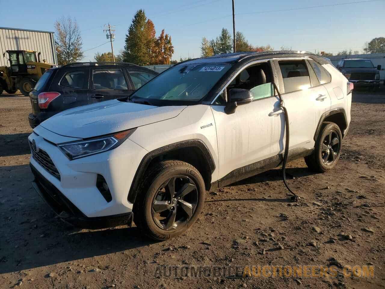 2T3EWRFV7KW015573 TOYOTA RAV4 2019