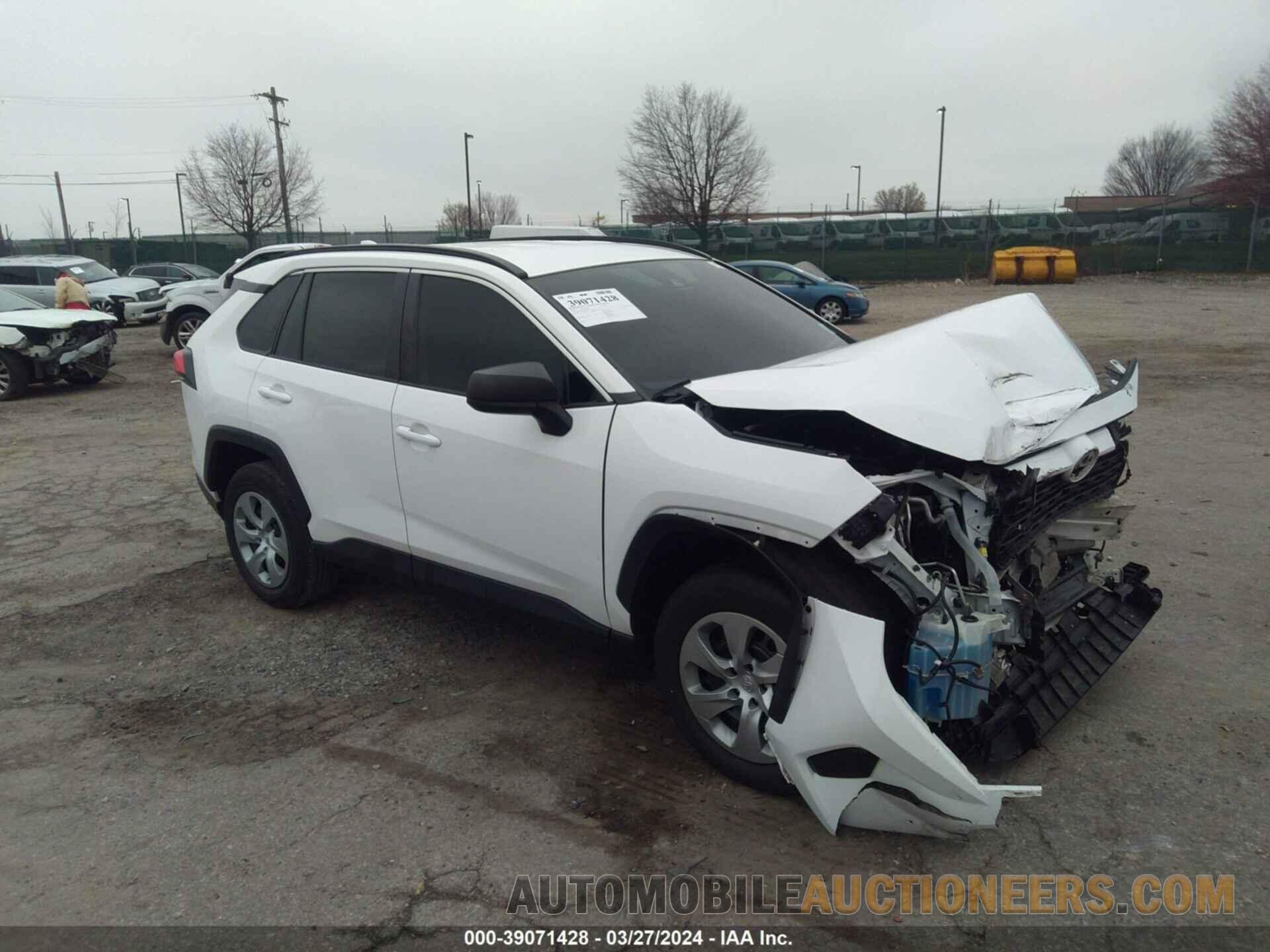 2T3F1RFV0MC165323 TOYOTA RAV4 2021