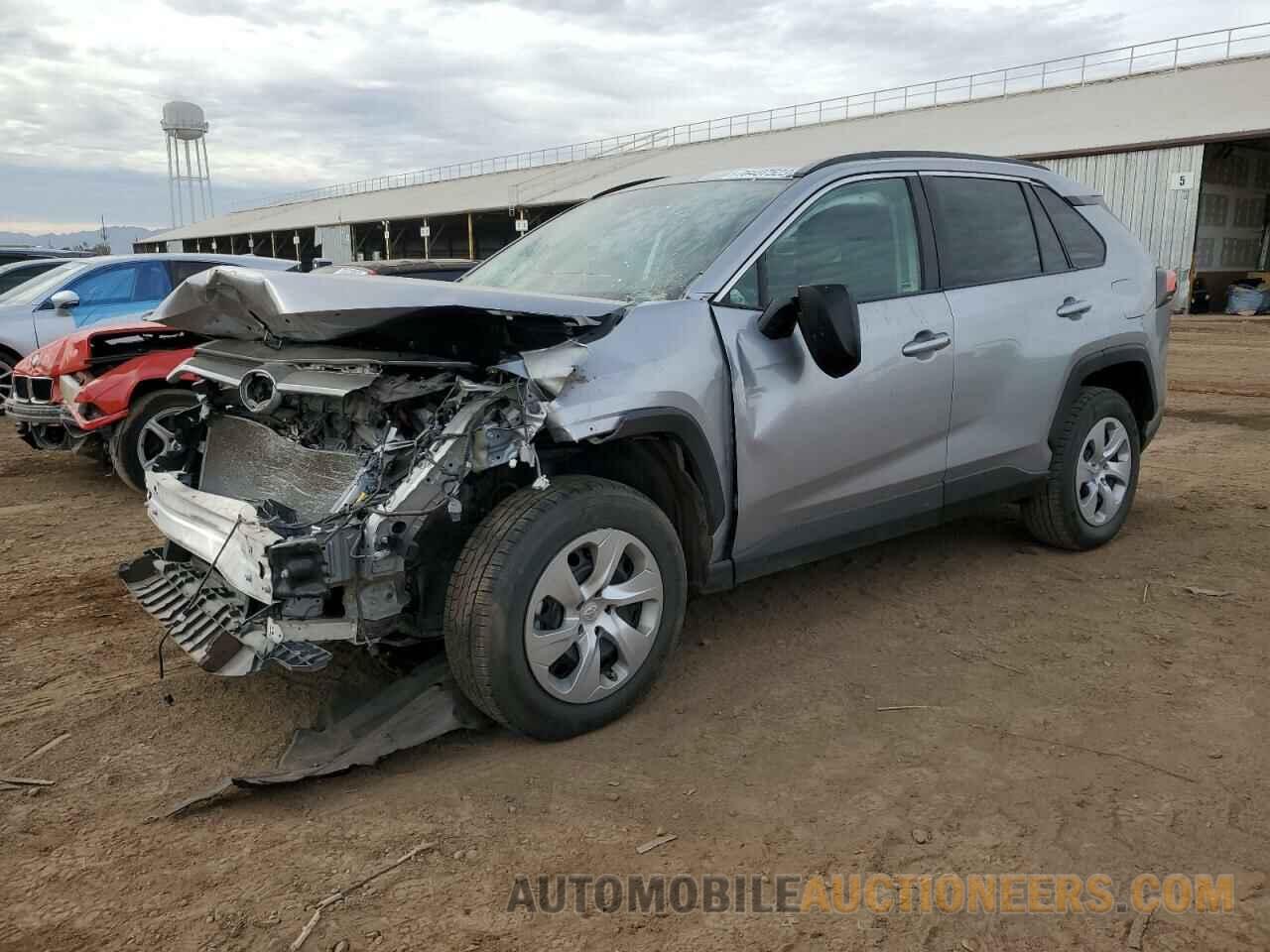 2T3F1RFV0MC208817 TOYOTA RAV4 2021