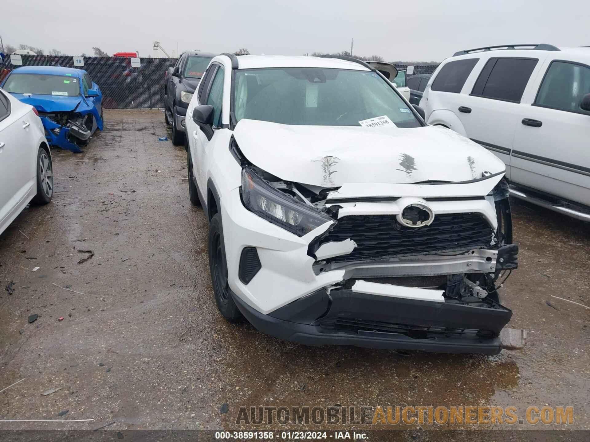 2T3F1RFV1KW032047 TOYOTA RAV4 2019