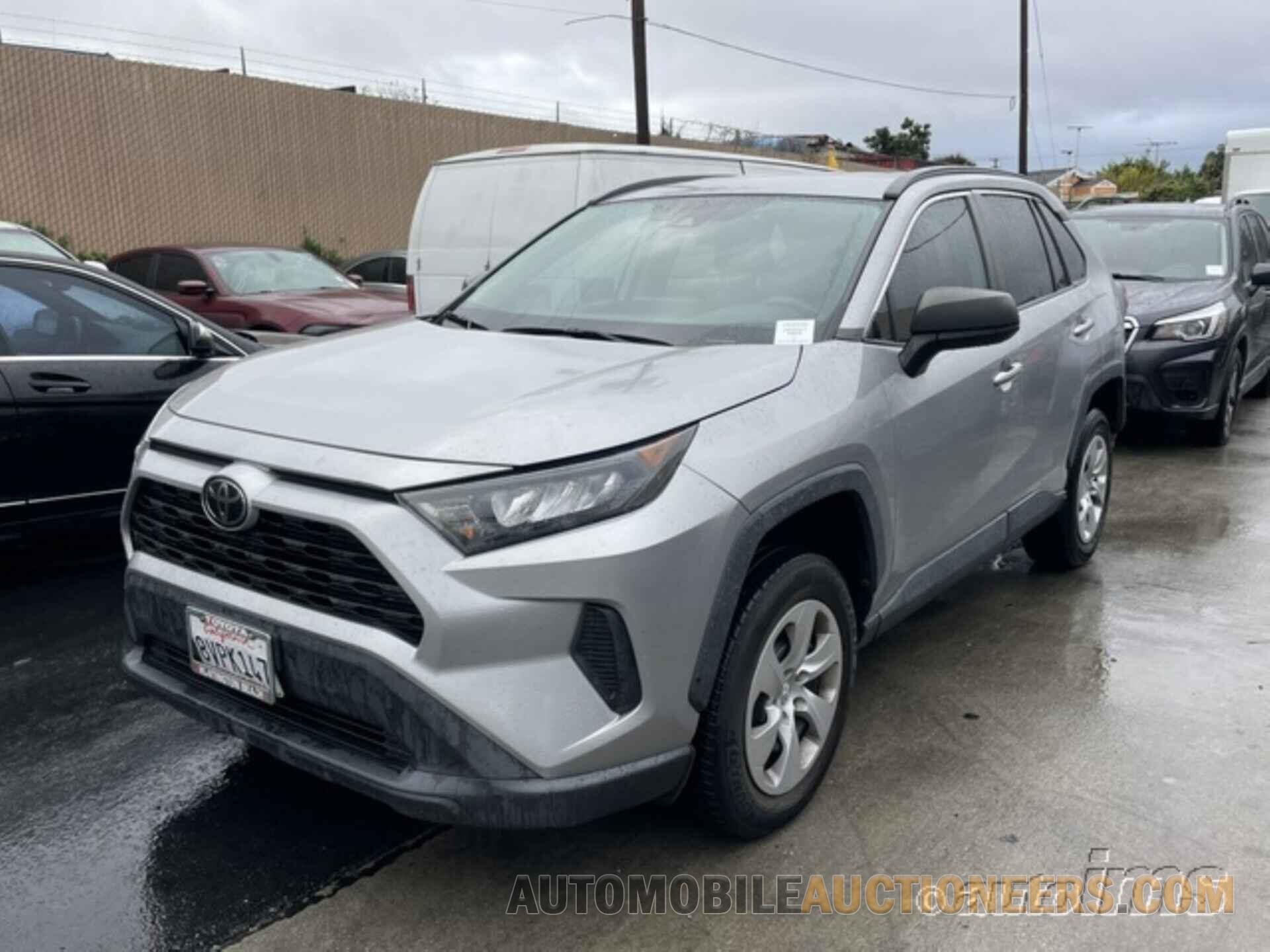 2T3F1RFV2MW179979 TOYOTA RAV4 2021