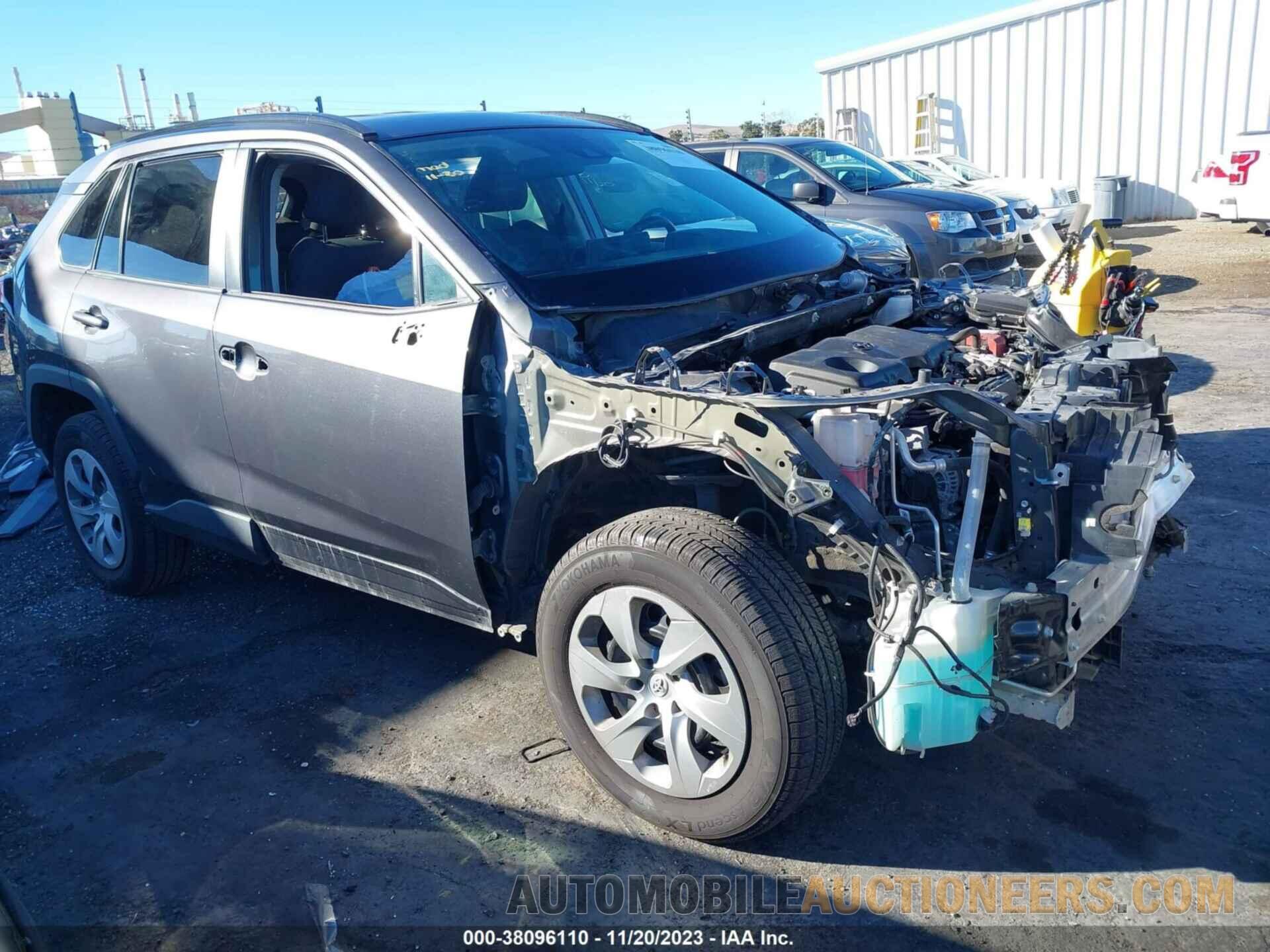 2T3F1RFV3MW185144 TOYOTA RAV4 2021