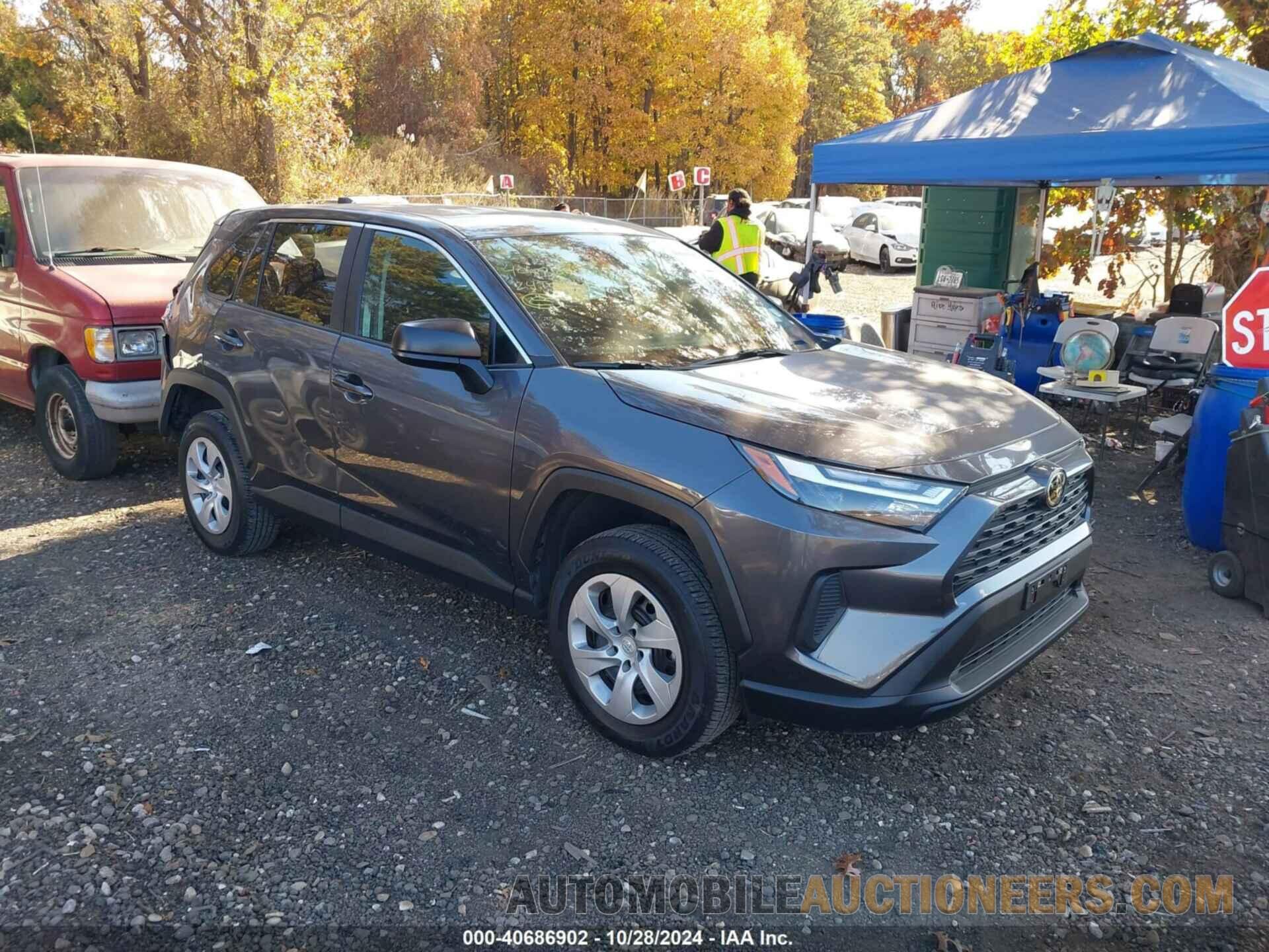 2T3F1RFV4RC408932 TOYOTA RAV4 2024