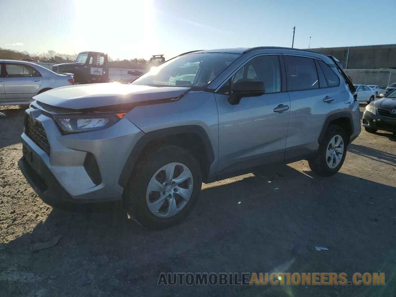 2T3F1RFV6KW006303 TOYOTA RAV4 2019