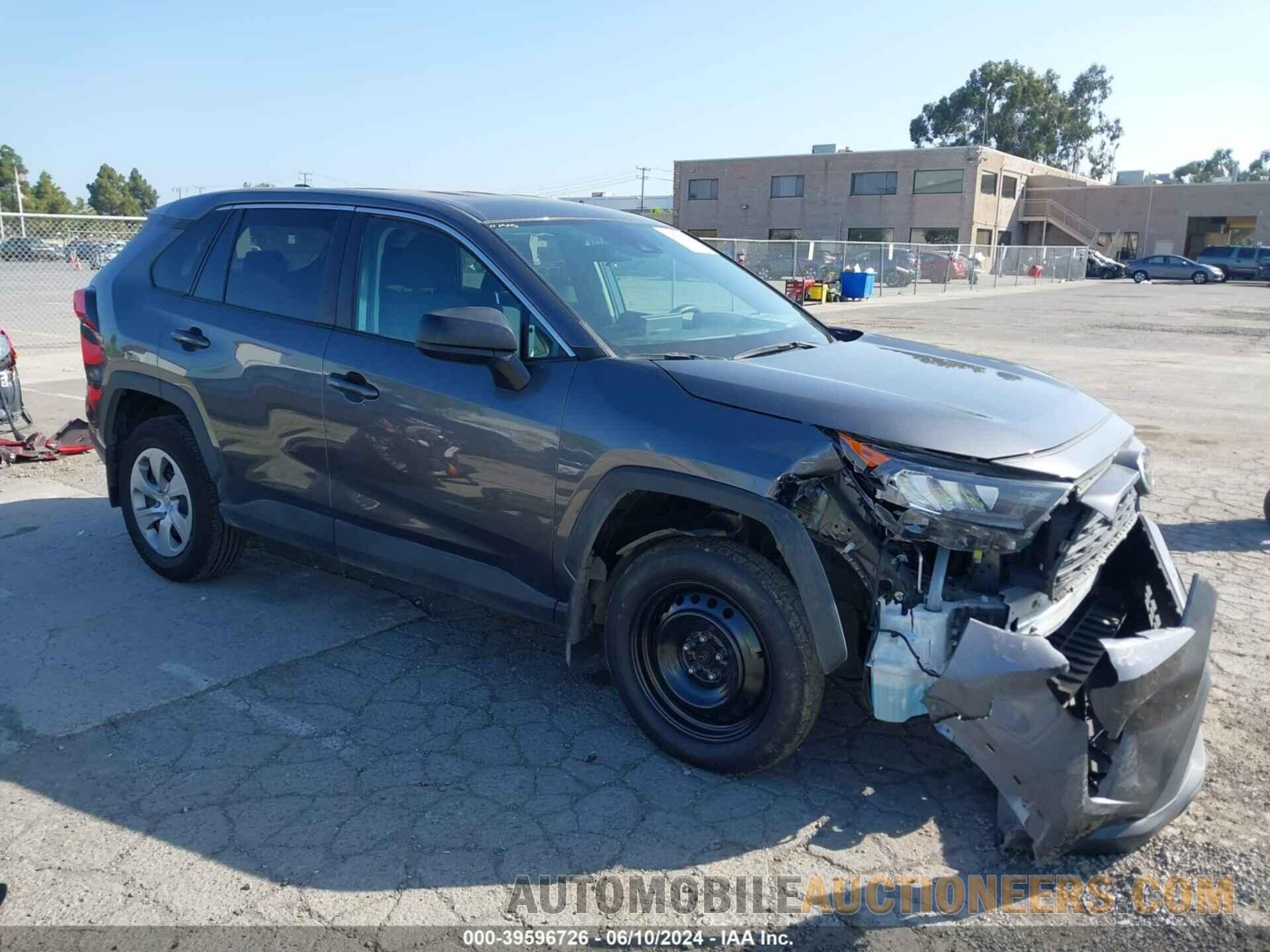 2T3F1RFV8NC257393 TOYOTA RAV4 2022