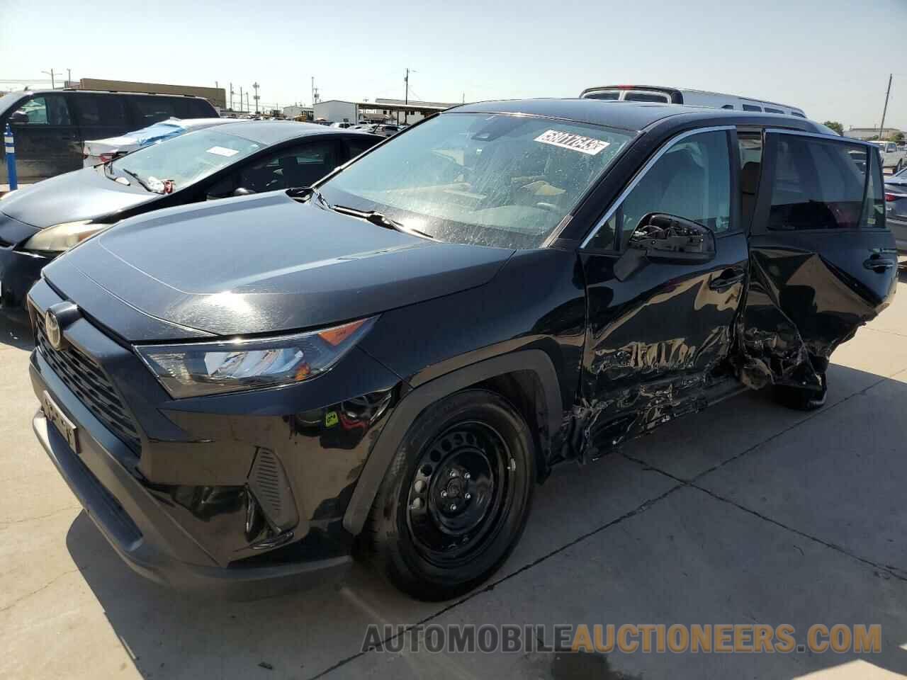 2T3F1RFV8NC261217 TOYOTA RAV4 2022