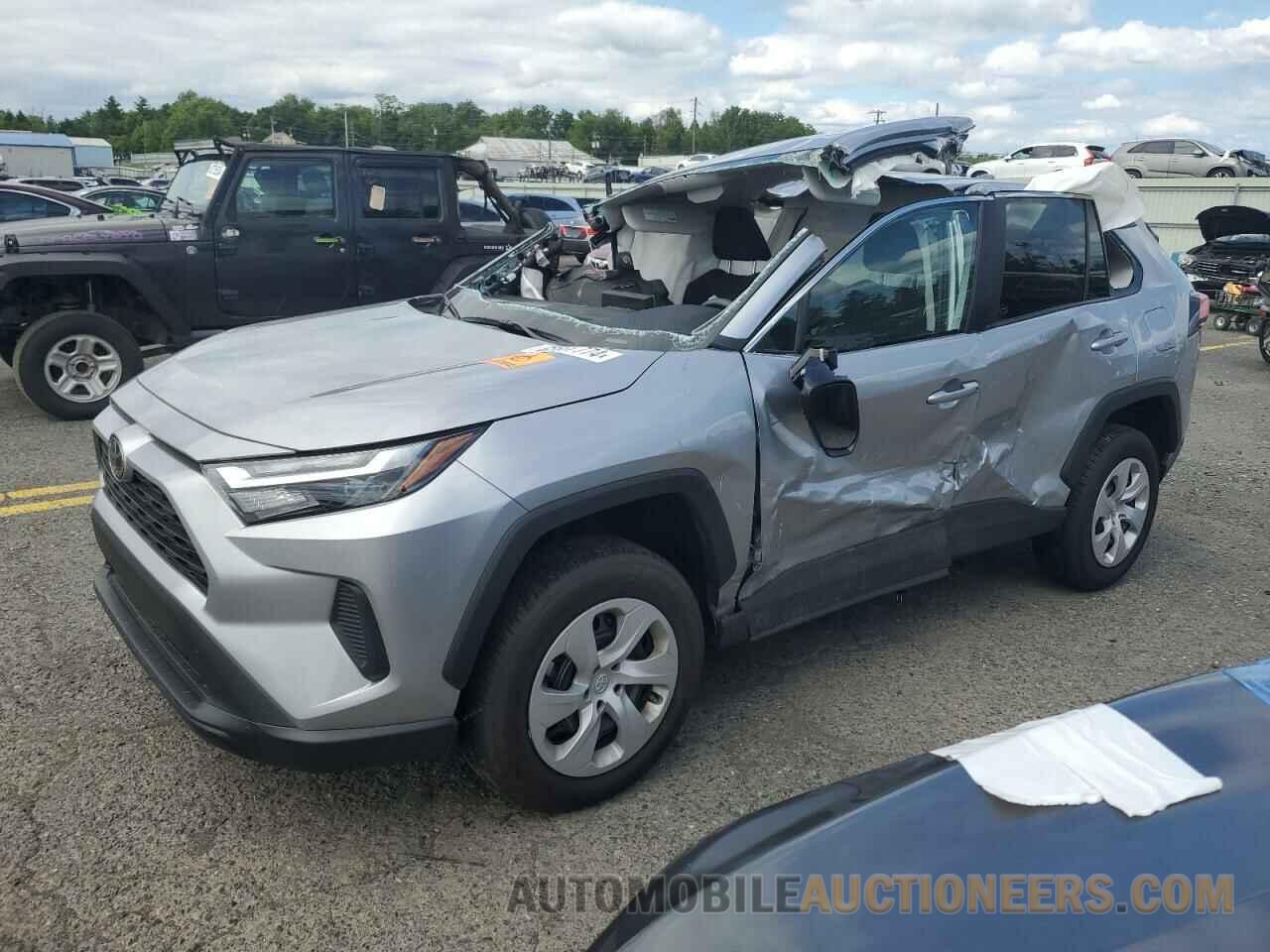 2T3F1RFV8RC402616 TOYOTA RAV4 2024