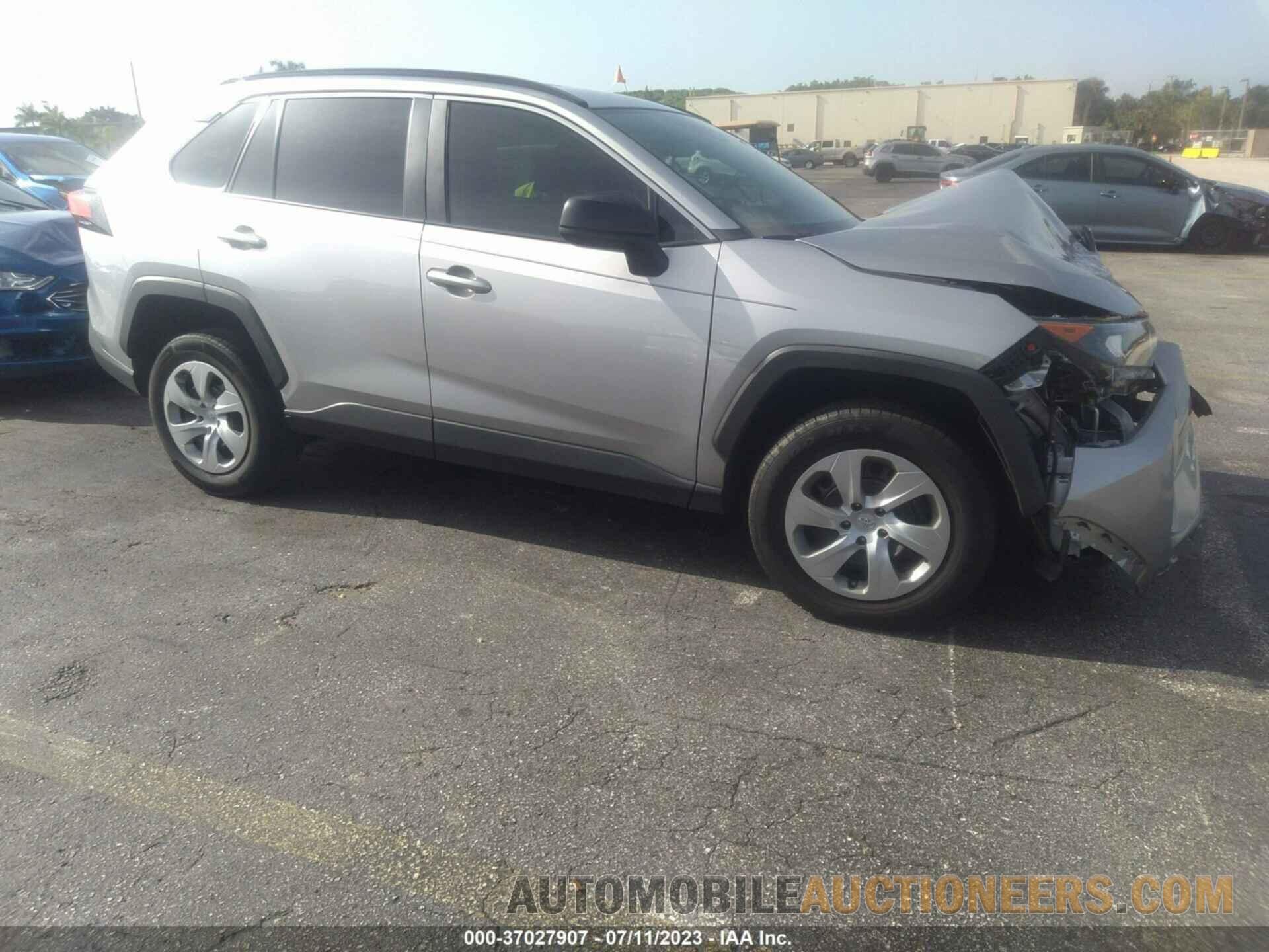 2T3F1RFV9MC235014 TOYOTA RAV4 2021