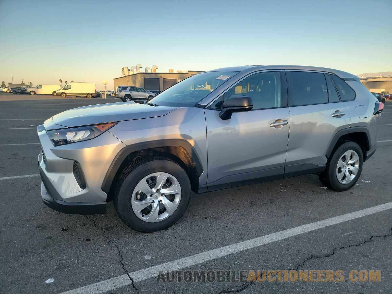 2T3F1RFVXNC300910 Toyota RAV4 2022